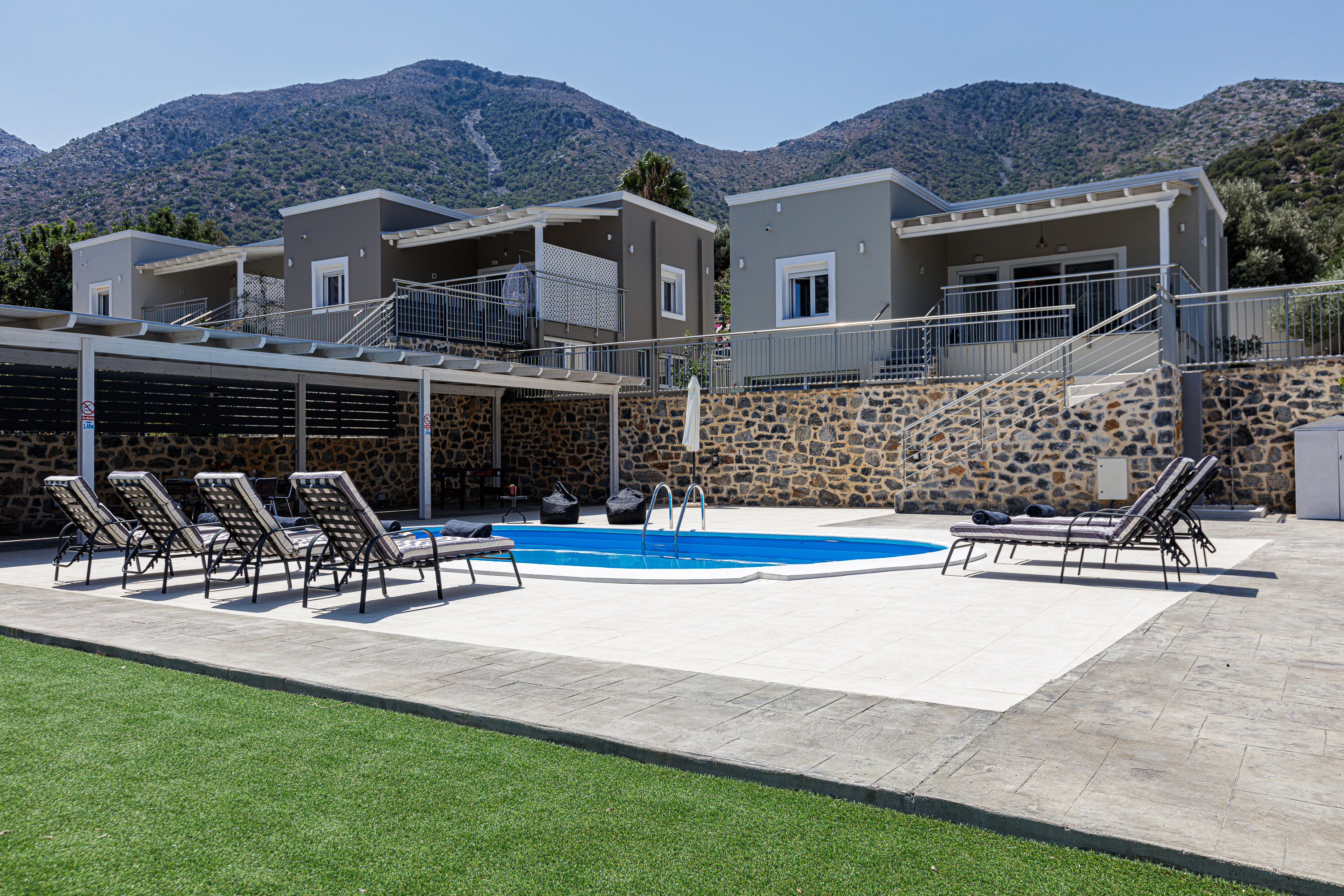 Villa Prasinos Bali Rethymno: Luxury 4-Bedroom Apartment with Private Pool and Sea Views, Crete