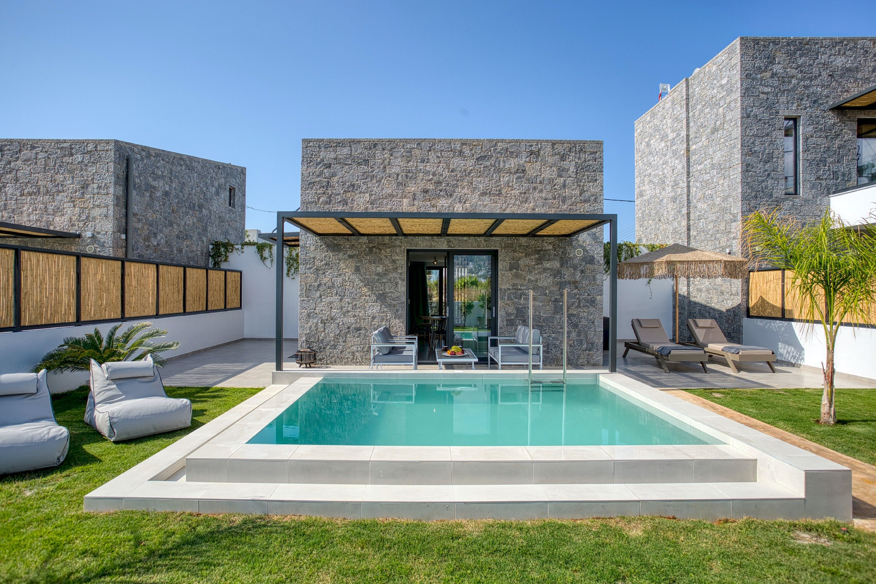 Villa Prasinos Chersonisos Malia: Luxury 1-Bedroom Villa with Pool and Sea Views, Malia Crete