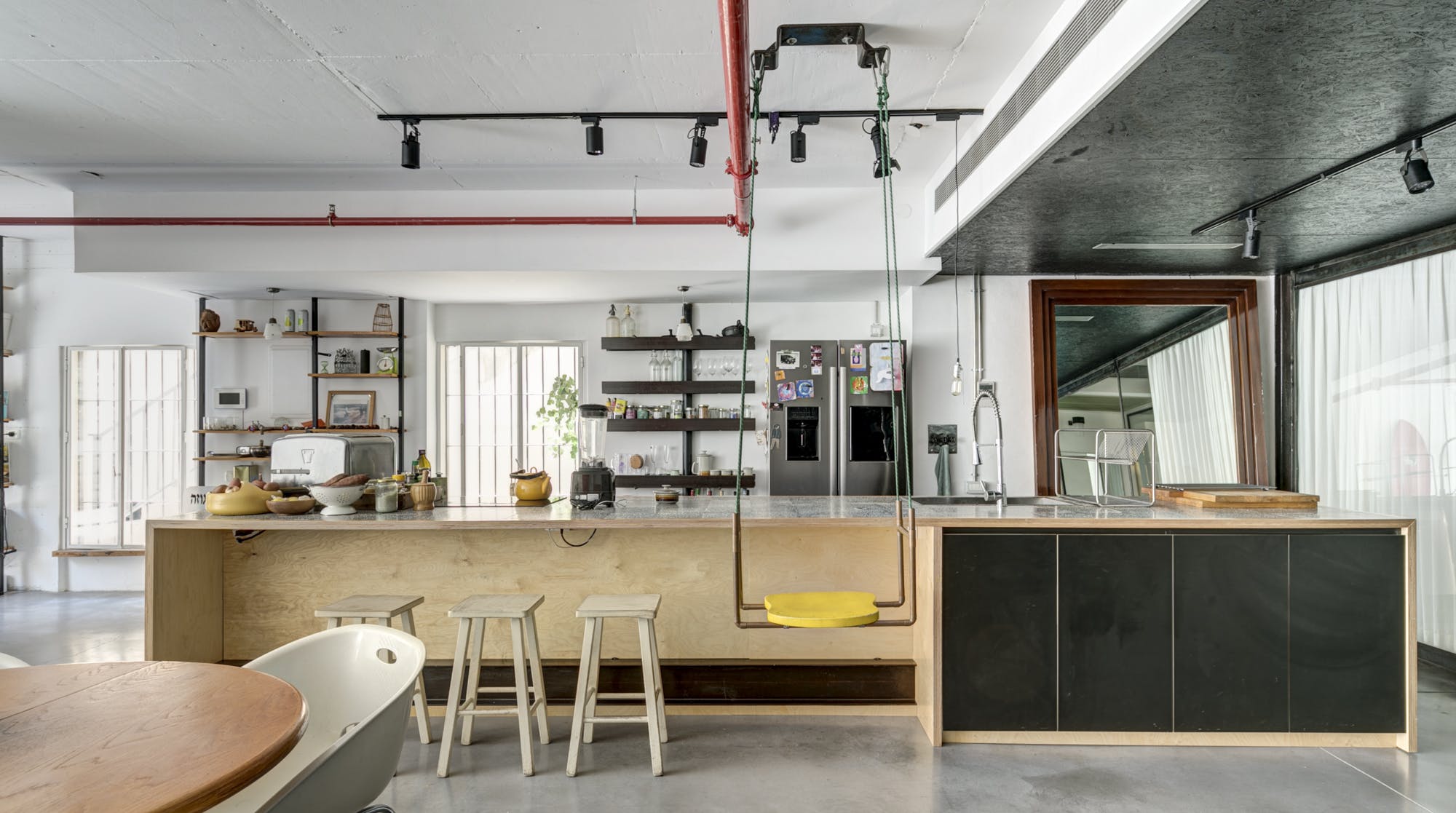Villa Prasinos HaPisga Jaffa: Stylish 2-Bedroom Loft Rental with Sea View and Sauna, Old Jaffa