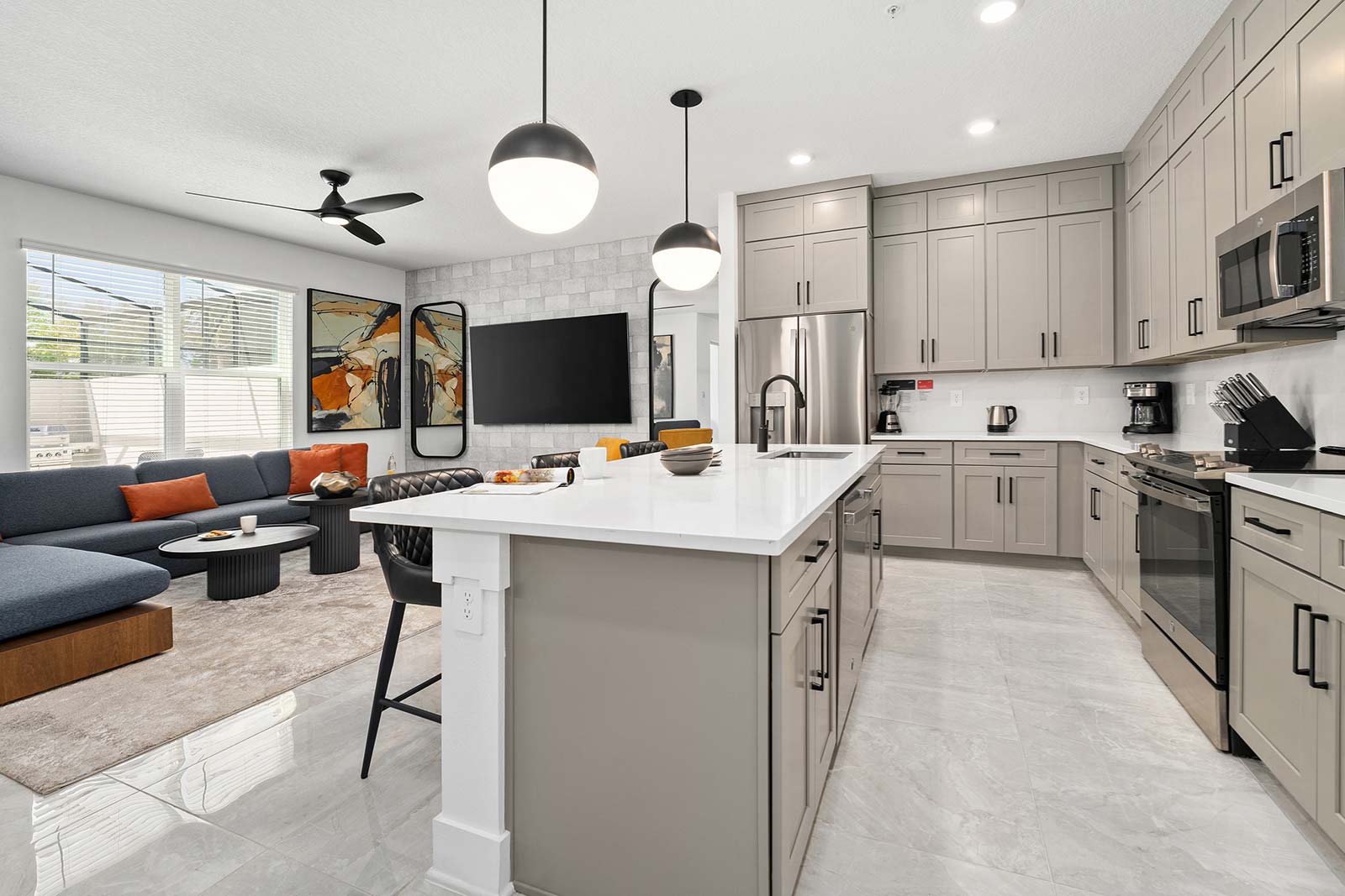 Villa Prasinos Windermere Orange: Luxury 4-Bedroom Villa with Private Pool and Fitness Centre, Orange County