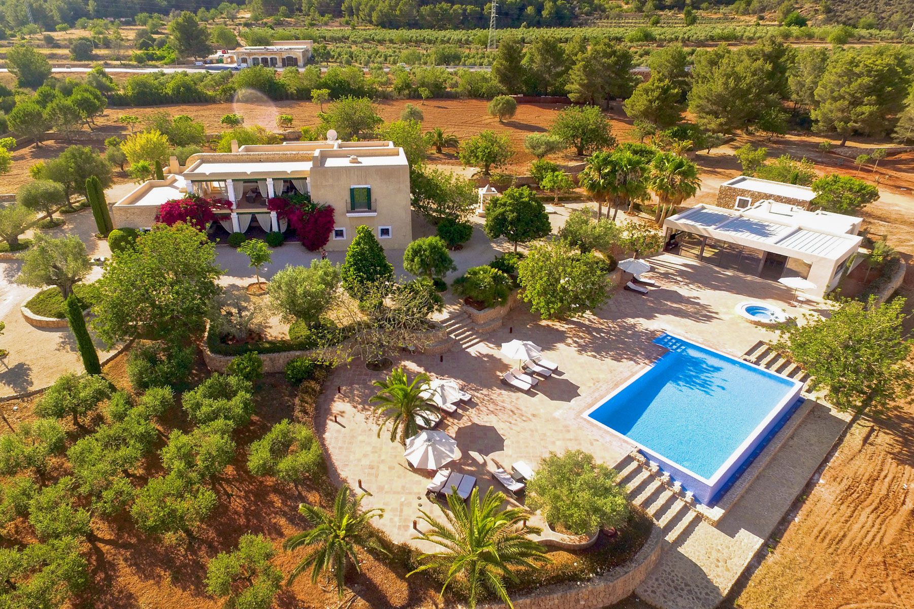 Villa Romero Siesta Eulalia: 6-Bedroom Villa with Private Pool, Tennis Court & Spa in San