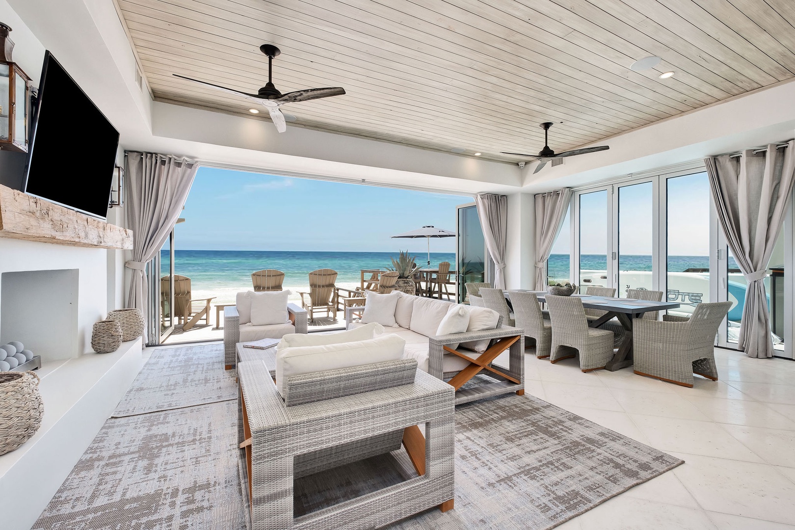 Villa Safira Deer Lake Santa Rosa: Luxury 5-Bedroom Villa with Private Pool and Beachfront in Walton County Florida