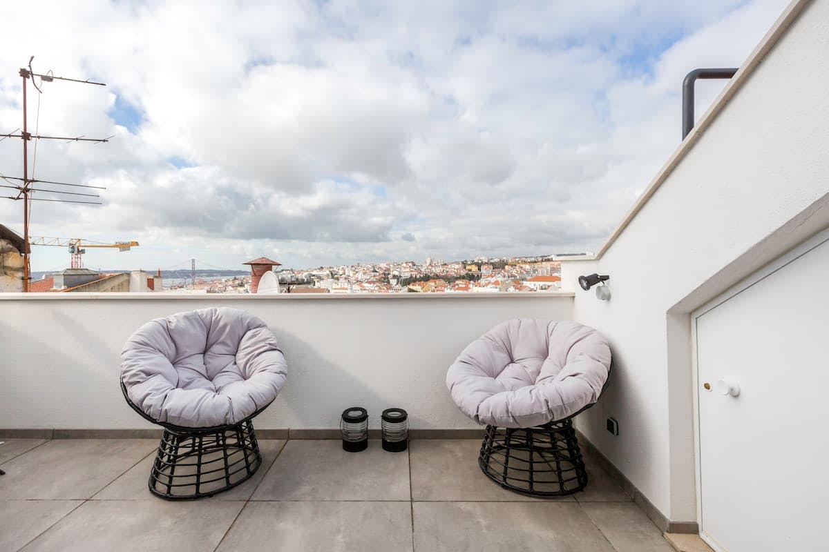 Villa Safira Lapa Principe Real: Luxury 3-Bedroom Apartment with Sea Views and Spa, Principe Real Lisbon