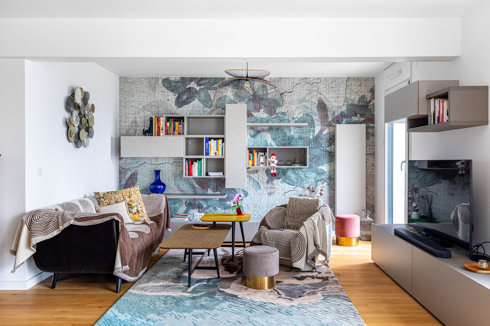 Villa Safran Auteuil Paris: Luxury 2-Bedroom Apartment with Private Parking in Paris
