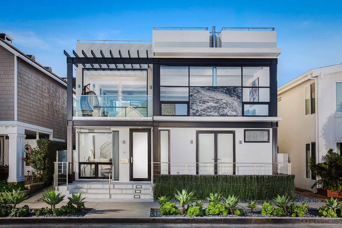 Villa Safran Balboa Newport Beach: Luxury 4-Bedroom Apartment with Spa and Beachfront, Newport Beach