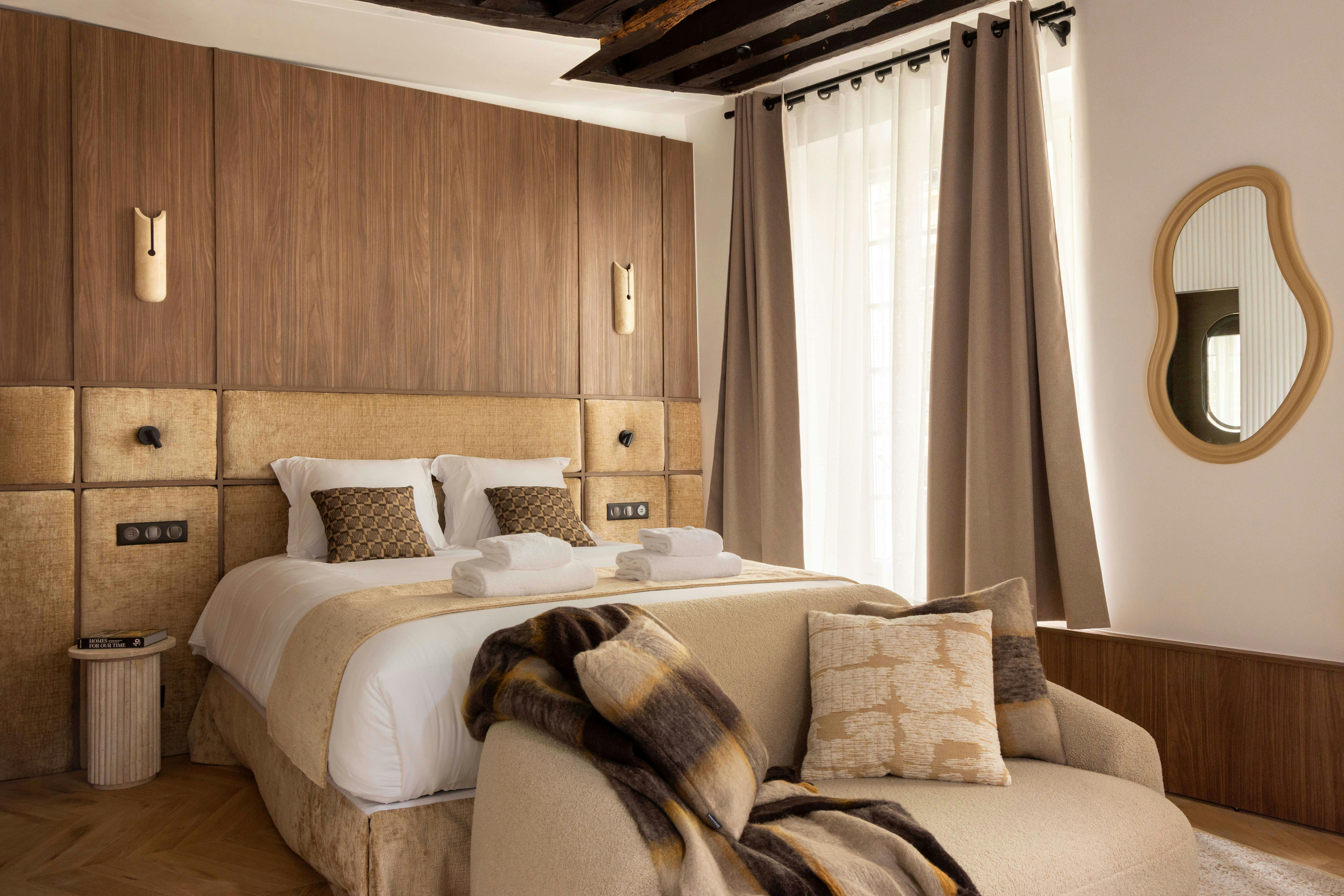 Villa Safran Bercy Bastille: Luxury 1-Bedroom Townhouse with Spa and Air-Con, Bastille Paris