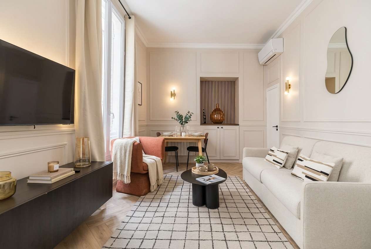 Villa Safran Bonne Nouvelle Paris 1452350: Luxury 1-Bedroom Apartment with Spa and Private Parking, Grands Boulevards Paris