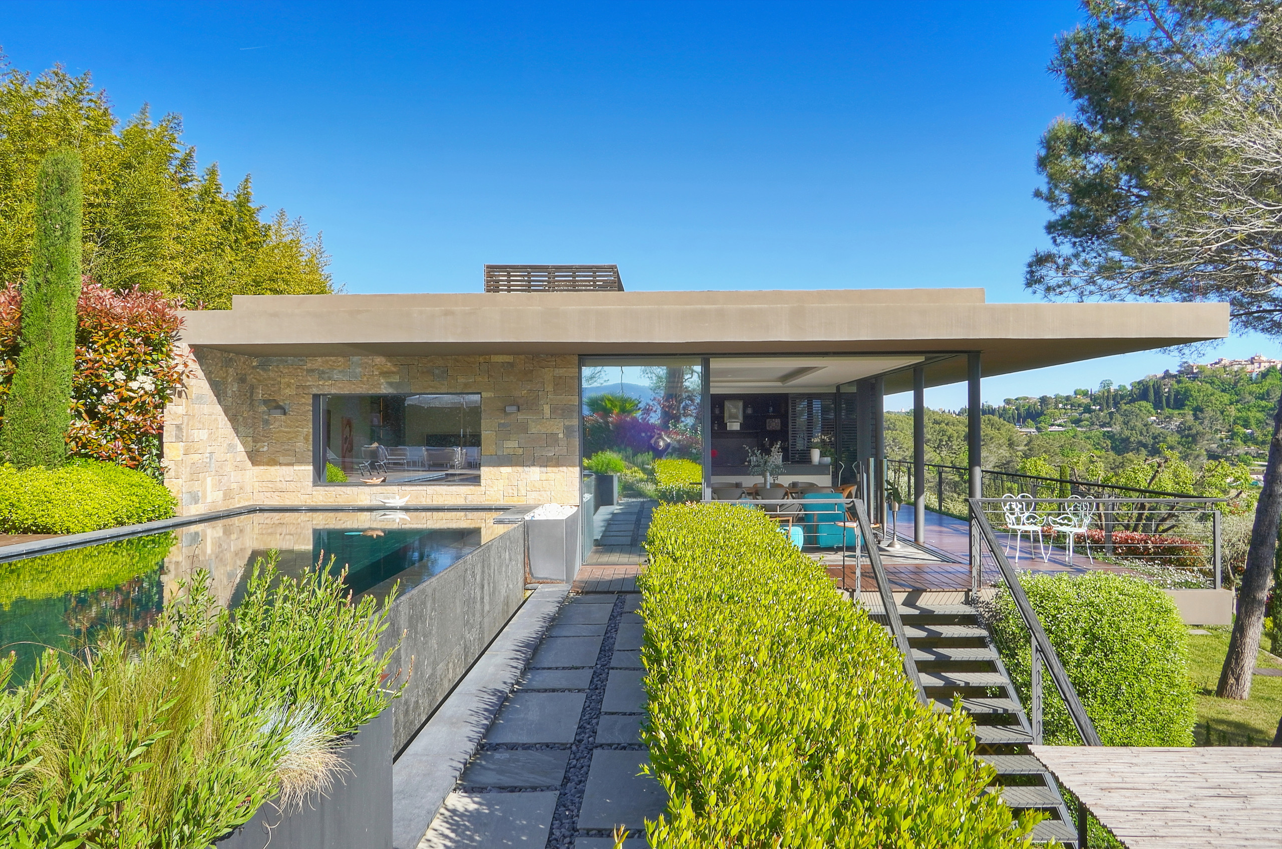 Villa Safran Broussailles Californie Cannes: Luxury 5-Bedroom Villa with Private Pool and Sea Views, Cannes