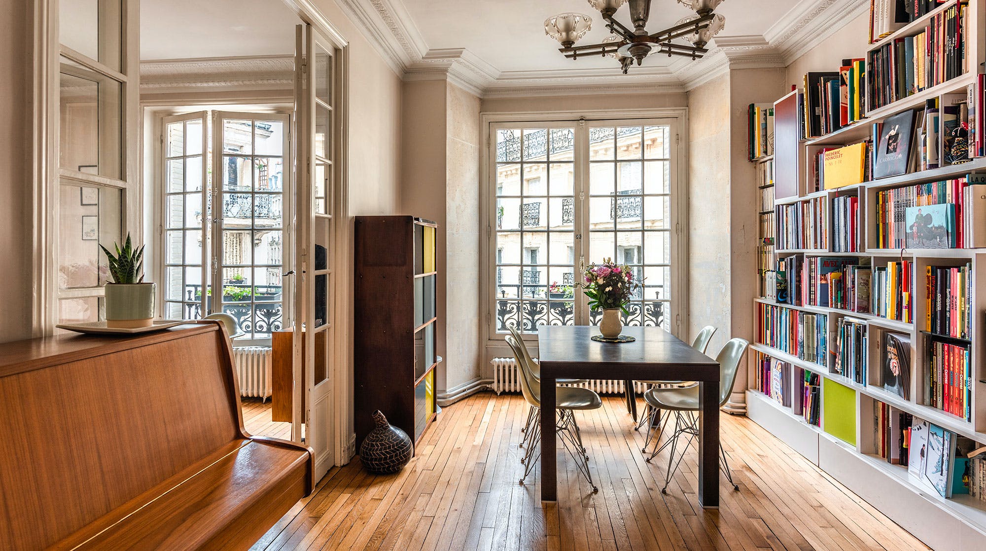 Villa Safran Buttes Chaumont Paris: Luxury 3-Bedroom Apartment with Spa Sauna in Belleville – Buttes Chaumont, Paris