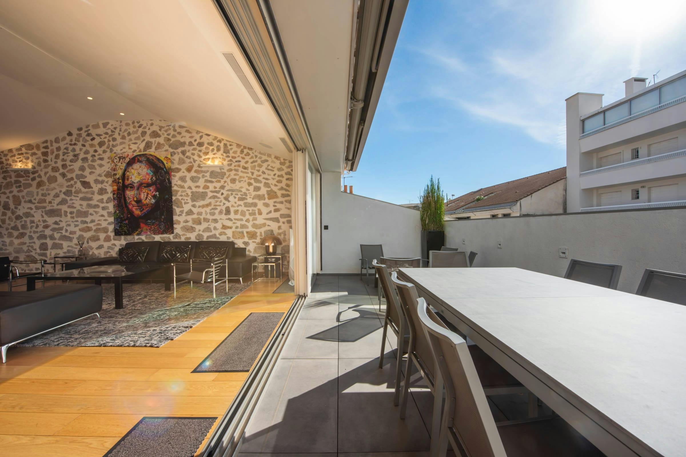Villa Émeraude Quartier des Broussailles Cannes: Luxury 4-Bedroom Villa with Sea Views and Spa, Cannes