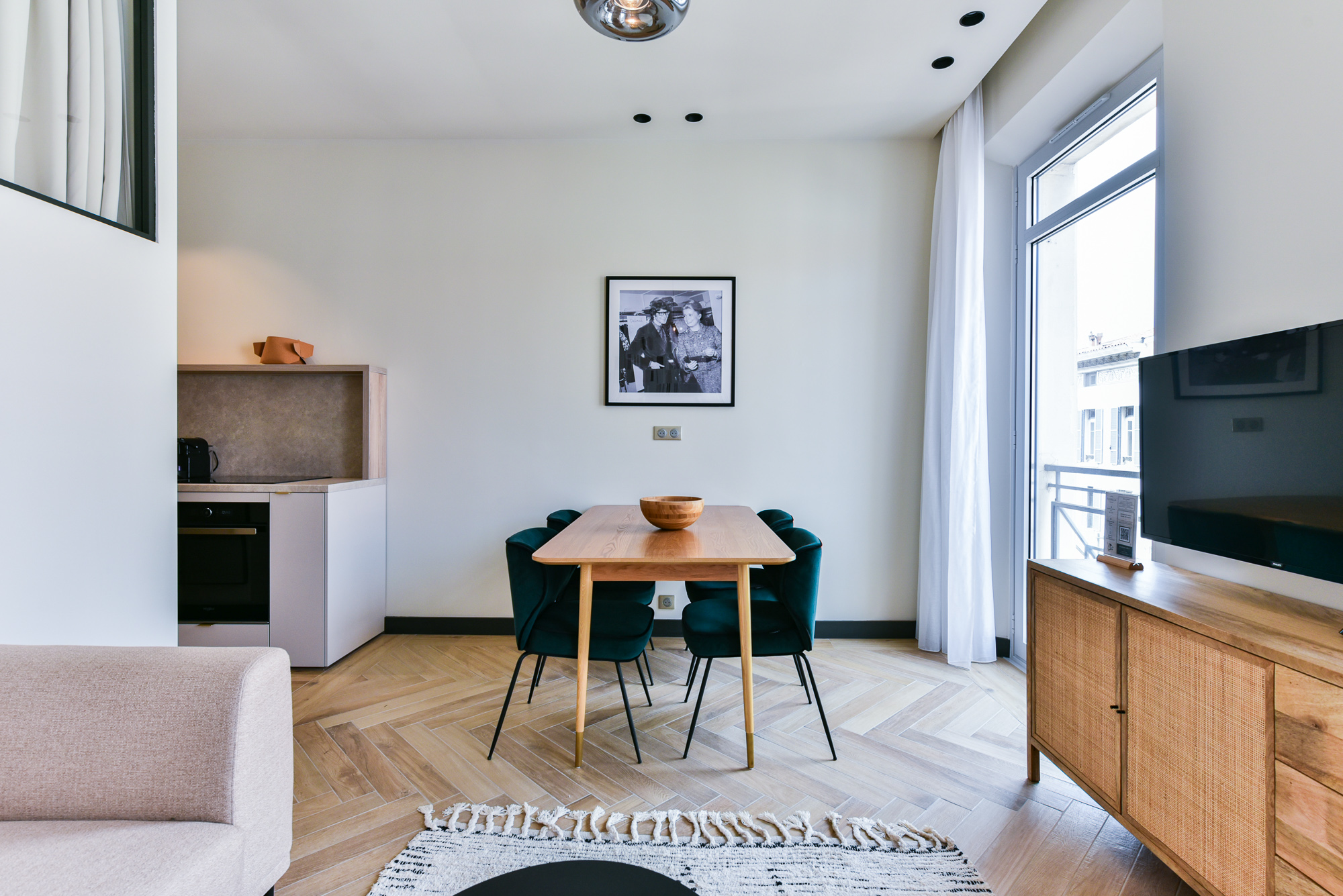 Villa Safran Californie Cannes 72243: Stylish 2-Bedroom Luxury Apartment with Sea View and Spa, Cannes