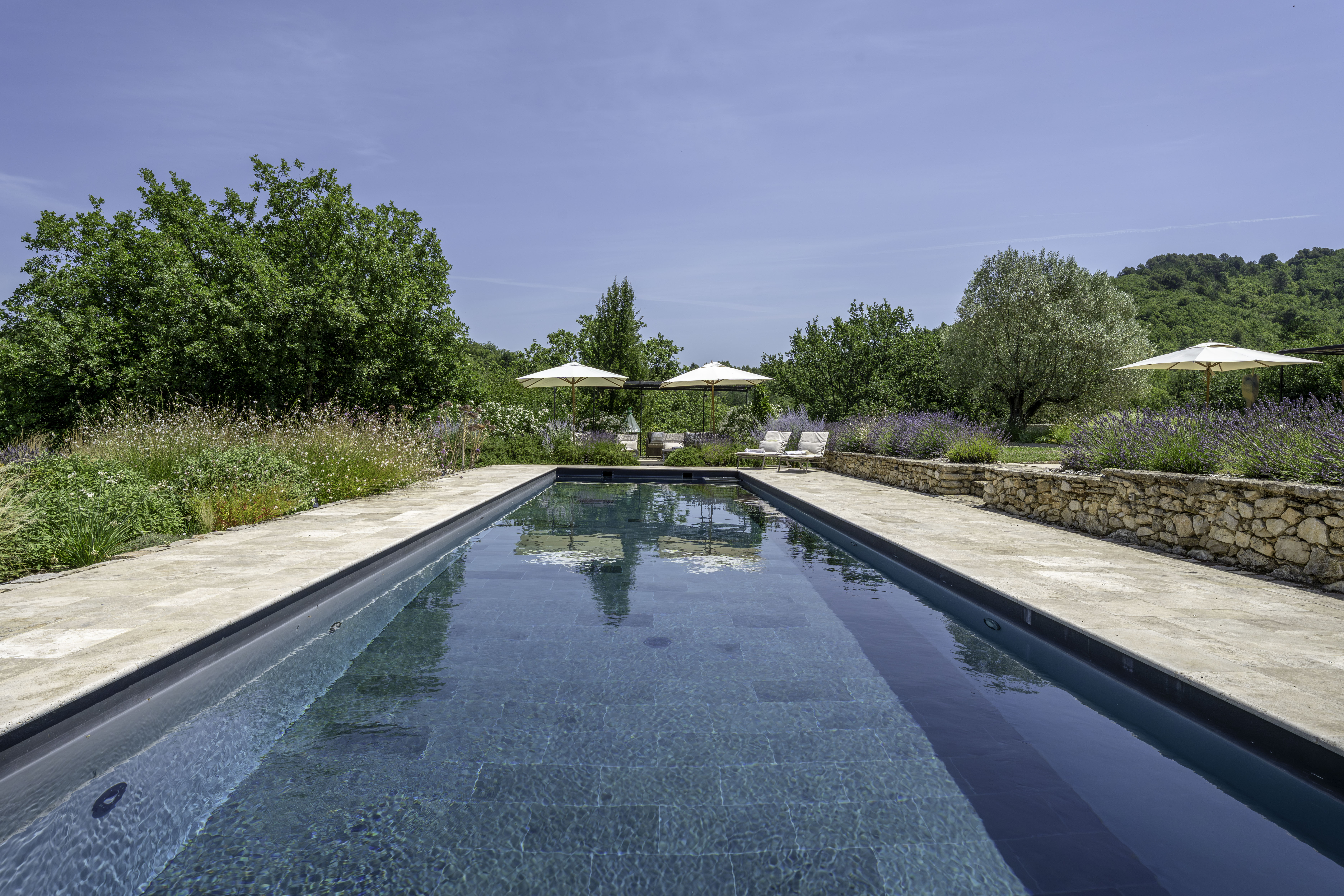 Villa Safran Céreste Provence: Luxury 6-Bedroom Villa with Pool and Spa, Alpes-de-Haute-Provence