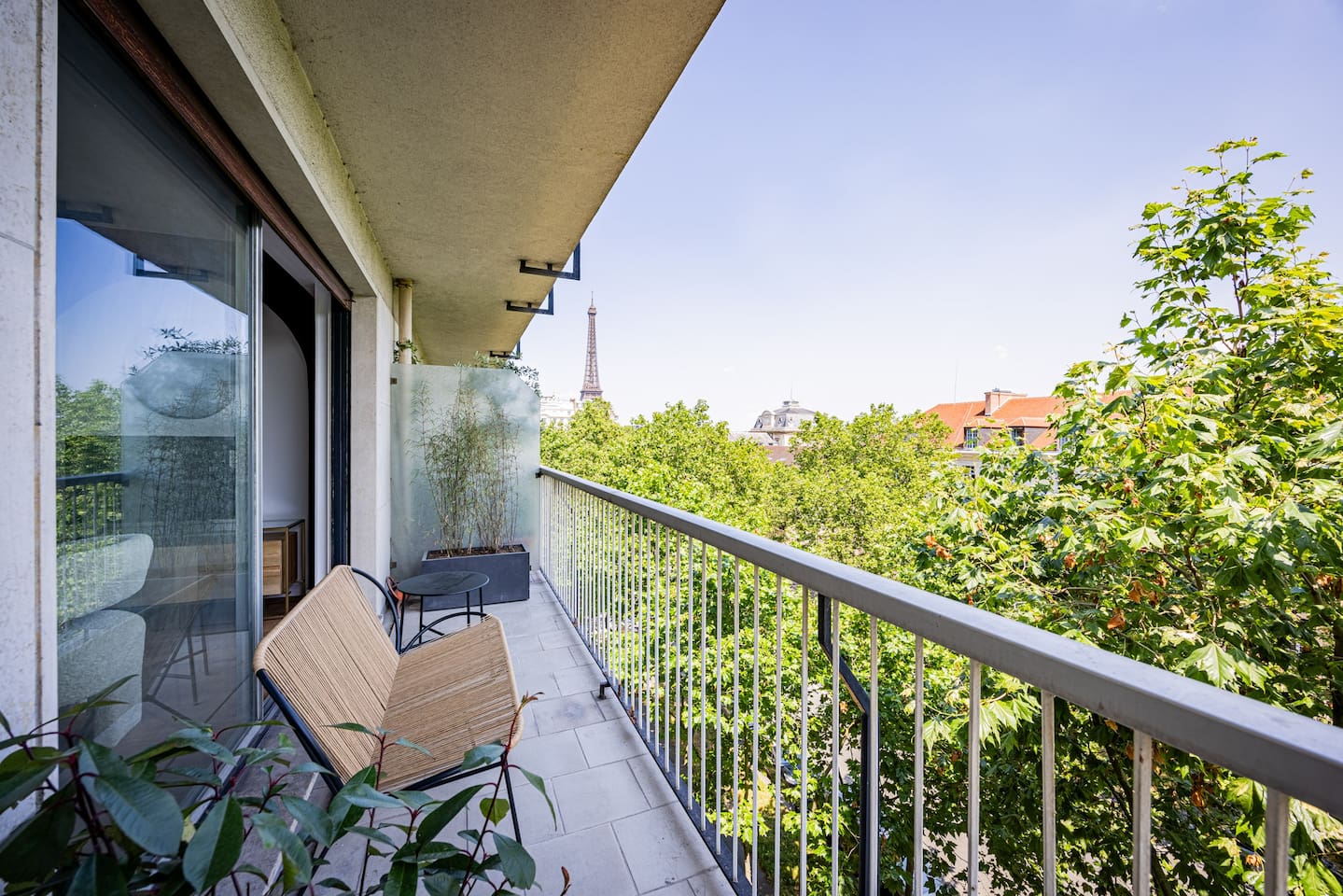 Villa Safran Chaillot Paris 1298199: Luxury 3-Bedroom Apartment with Spa and Balcony, Eiffel Tower Paris