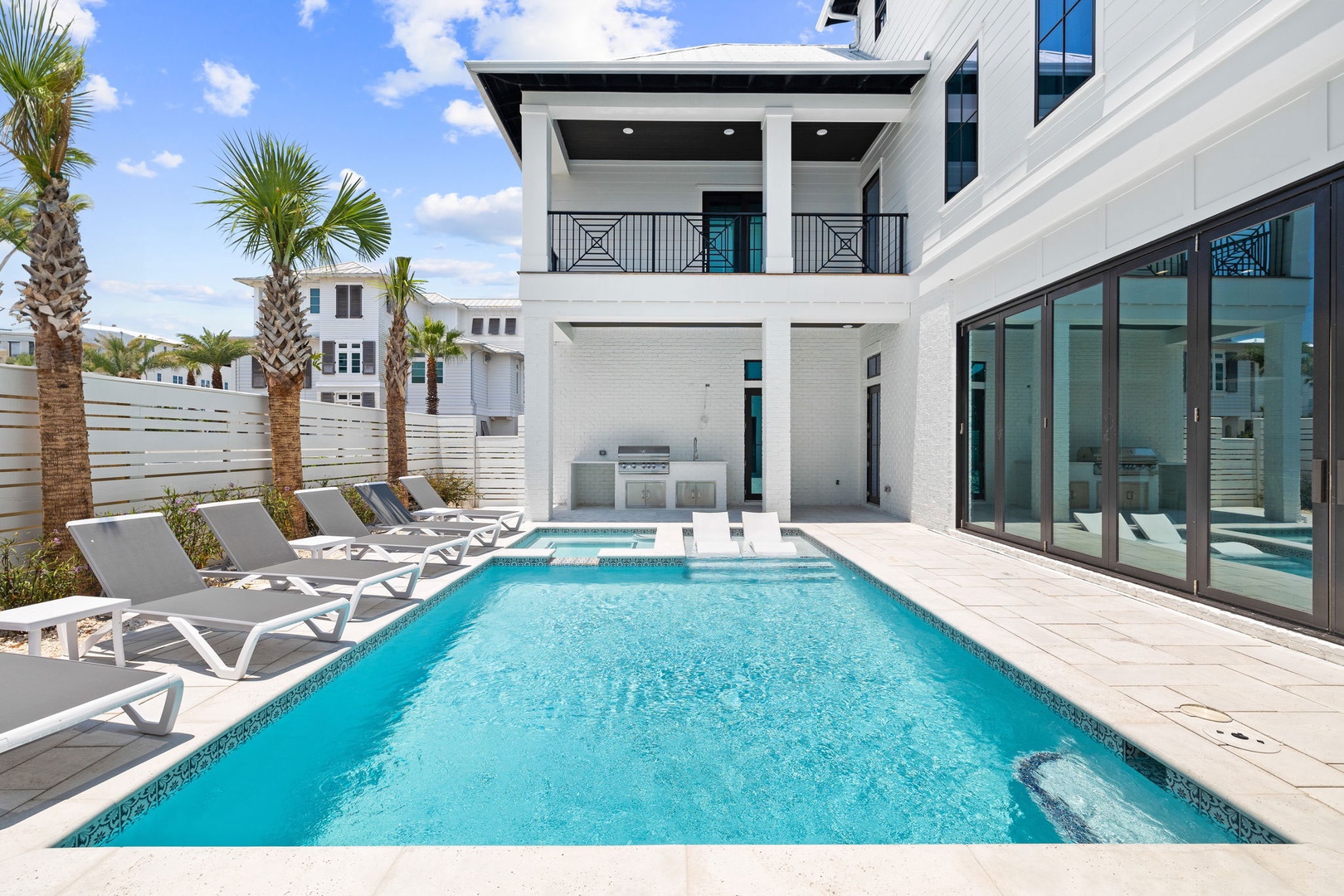 Villa Safran Deerlake Santa Rosa: Luxury 6-Bedroom Villa with Private Pool and Seaview, Walton County Florida