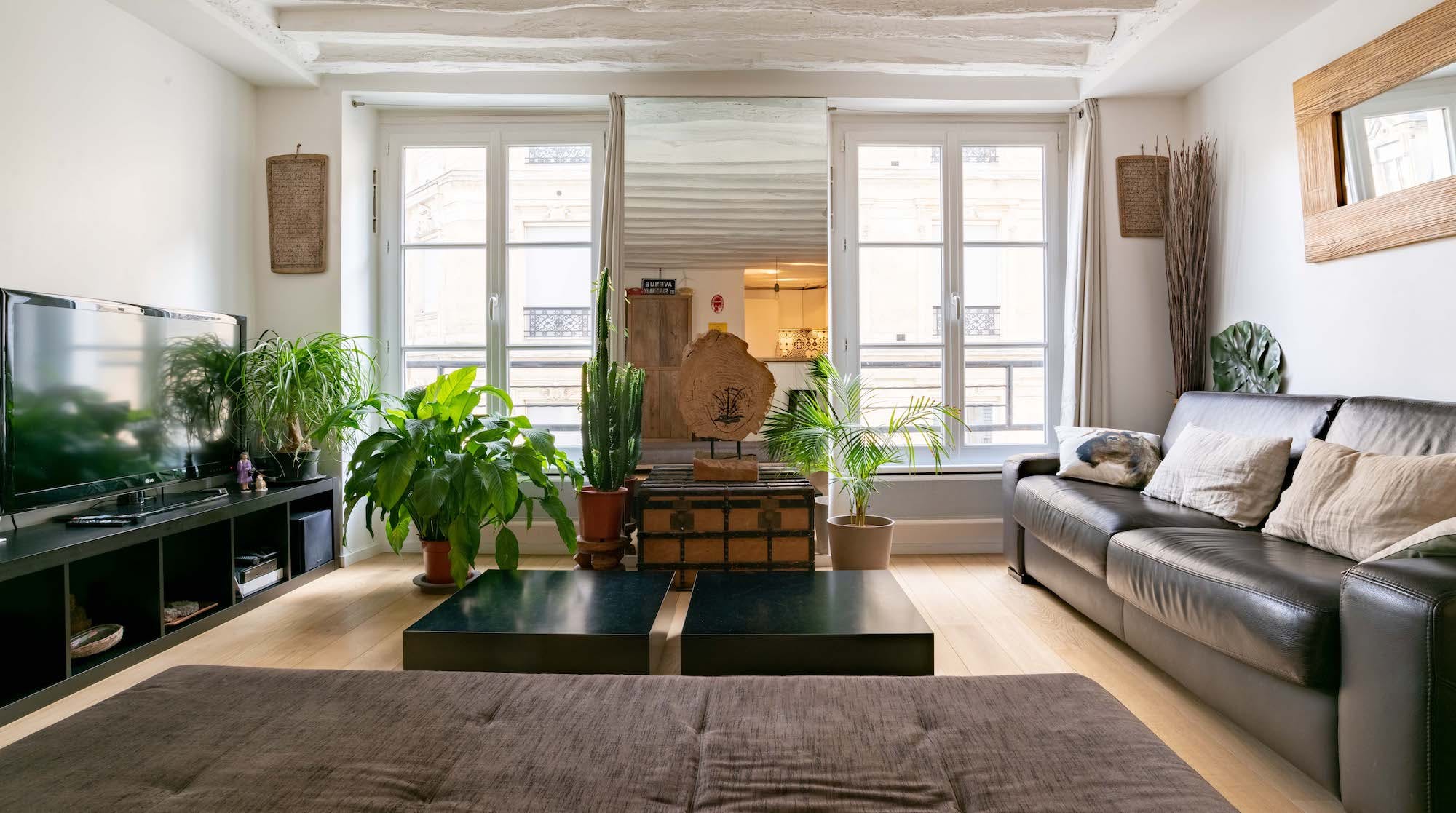 Villa Safran Église Paris: Luxury 1-Bedroom Apartment with Spa Sauna, Montorgueil – Les Halles Paris
