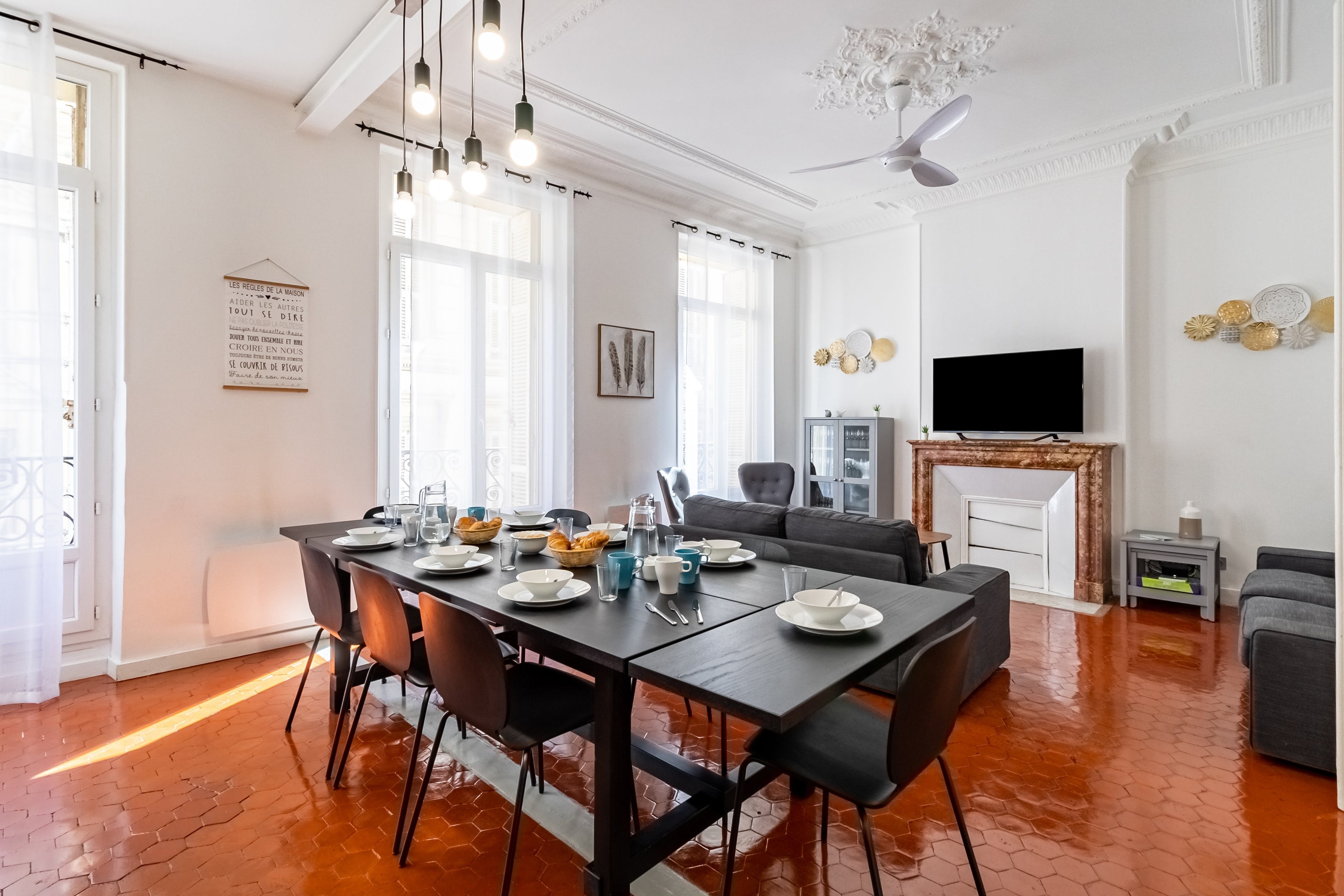 Villa Safran Endoume Marseille: Stylish 5-Bedroom Apartment with Sea Views and Spa, Marseille