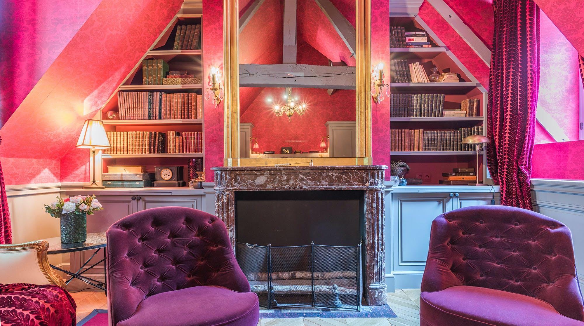 Villa Nortão Rue des Gravilliers Le Marais: Luxury 1-Bedroom Apartment with Spa and Air-Con, Le Marais Paris