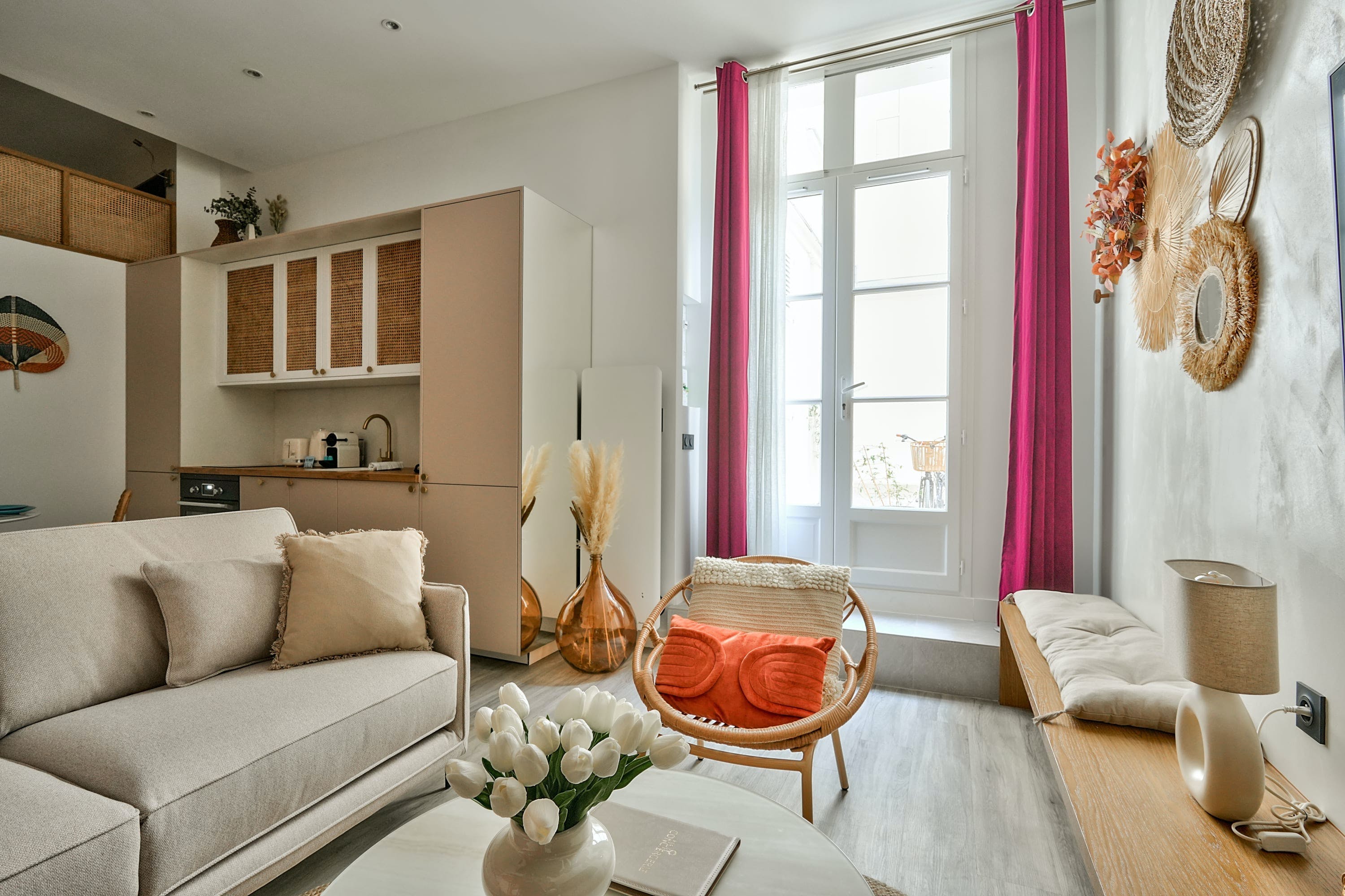 Villa Safran Enfants Montorgueil: Chic 1-Bedroom Apartment with Spa Sauna in Montorgueil Les Halles