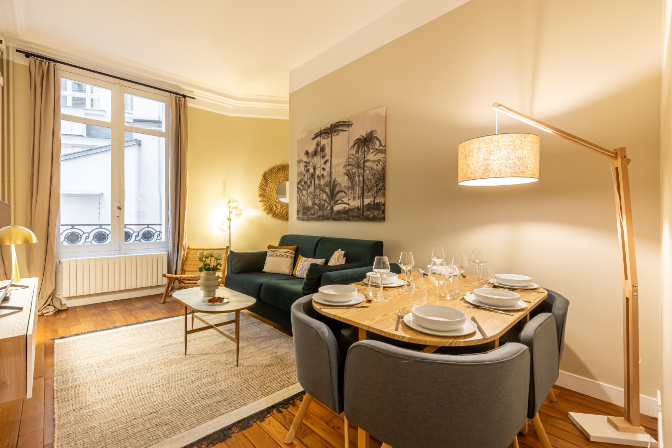 Villa Safran Etoile Paris: Charming 3-Bedroom Apartment Rental with Family-Friendly Features, Arc de Triomphe – Champs-Élysées