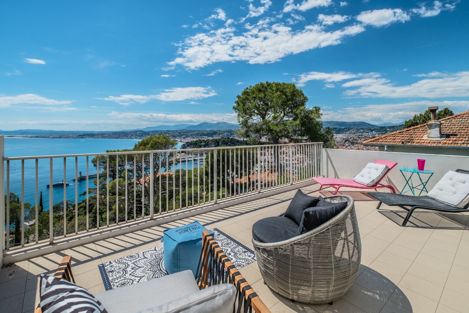 Villa Safran Fabron Nice: Luxury 3-Bedroom Apartment with Sea View and Spa, Nice