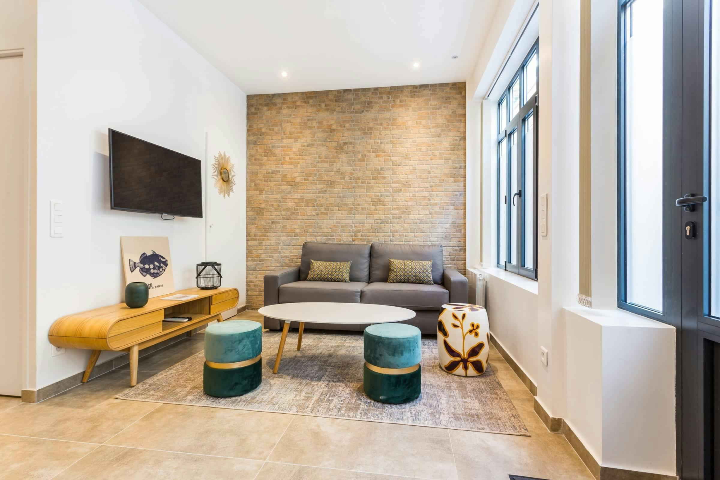 Villa Safran Faubourg Bastille: Luxury 2-Bedroom Apartment with Spa and Parking, Bastille – Bercy Paris