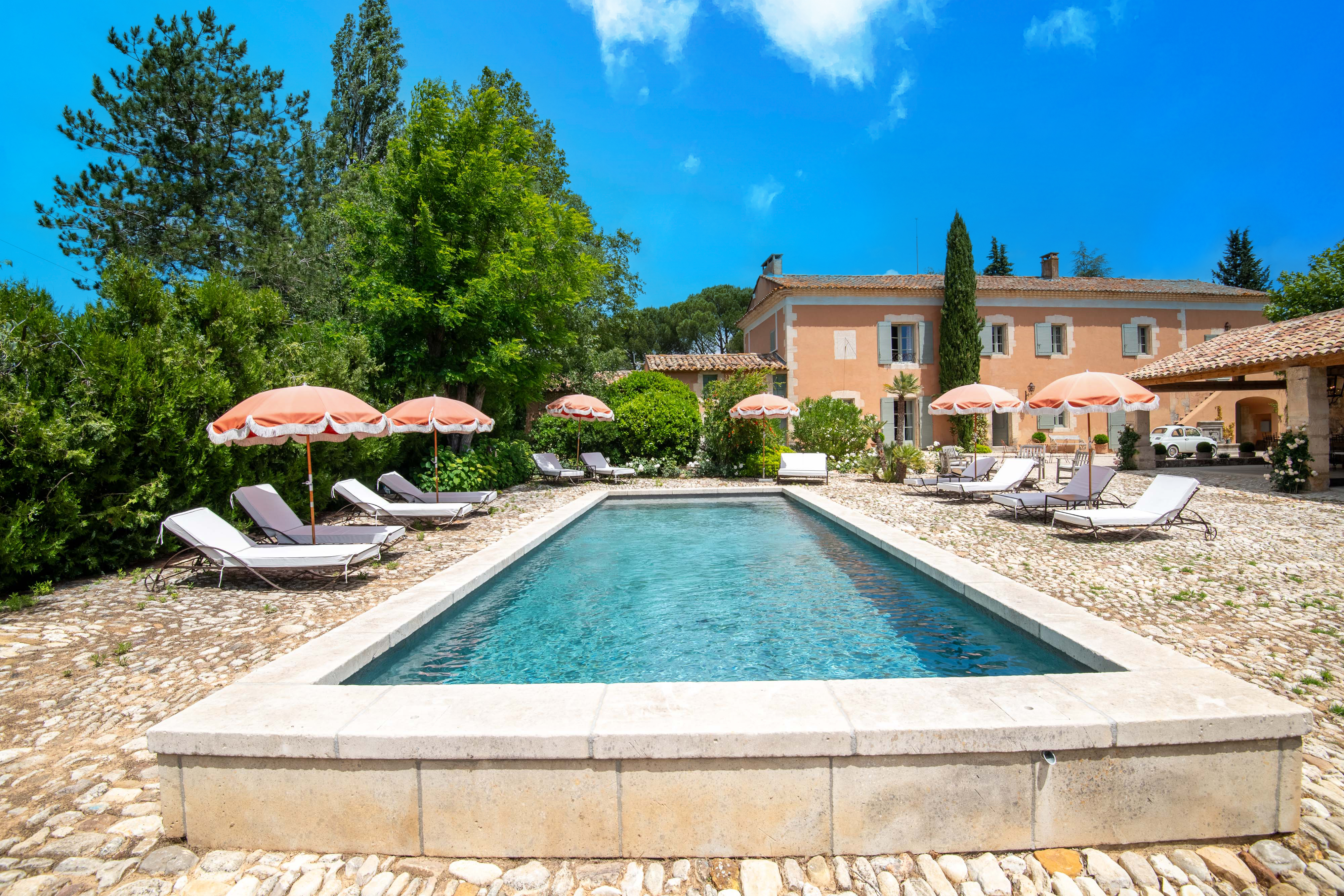 Villa Vesprée Maussane Provence: Luxury 5-Bedroom Villa with Heated Pool and Air-Con, Vaucluse Provence