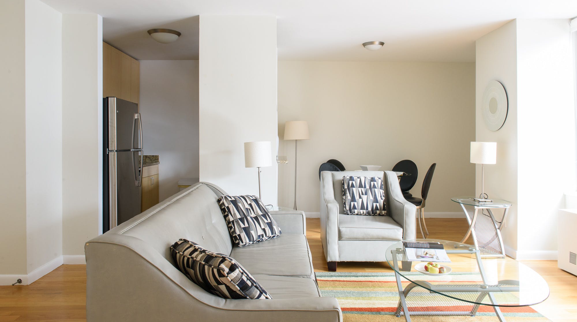 Villa Safran Garment Manhattan: Luxury 1-Bedroom Apartment with Gym and Pool, Times Square New York