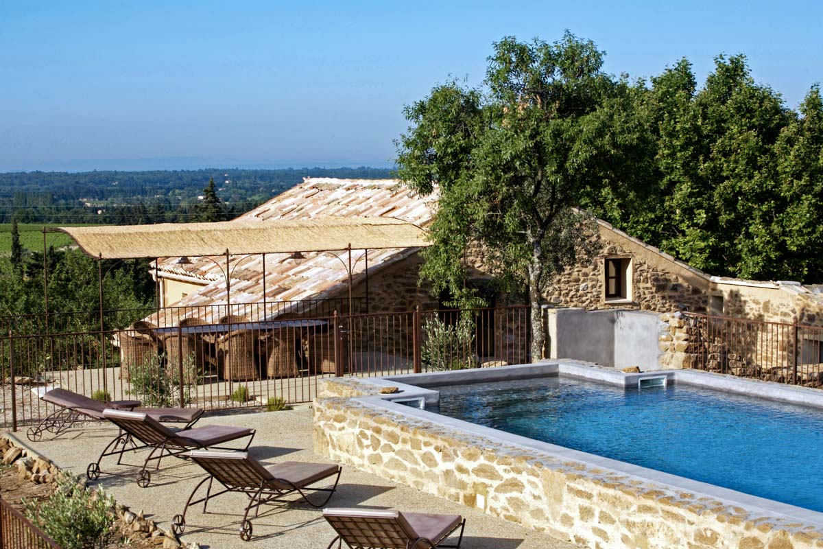 Villa Vespérée Chemin de la Fontaine Saint-Rémy-de-Provence: Luxury 4-Bedroom Villa with Private Pool and Spa, Saint-Rémy-de-Provence