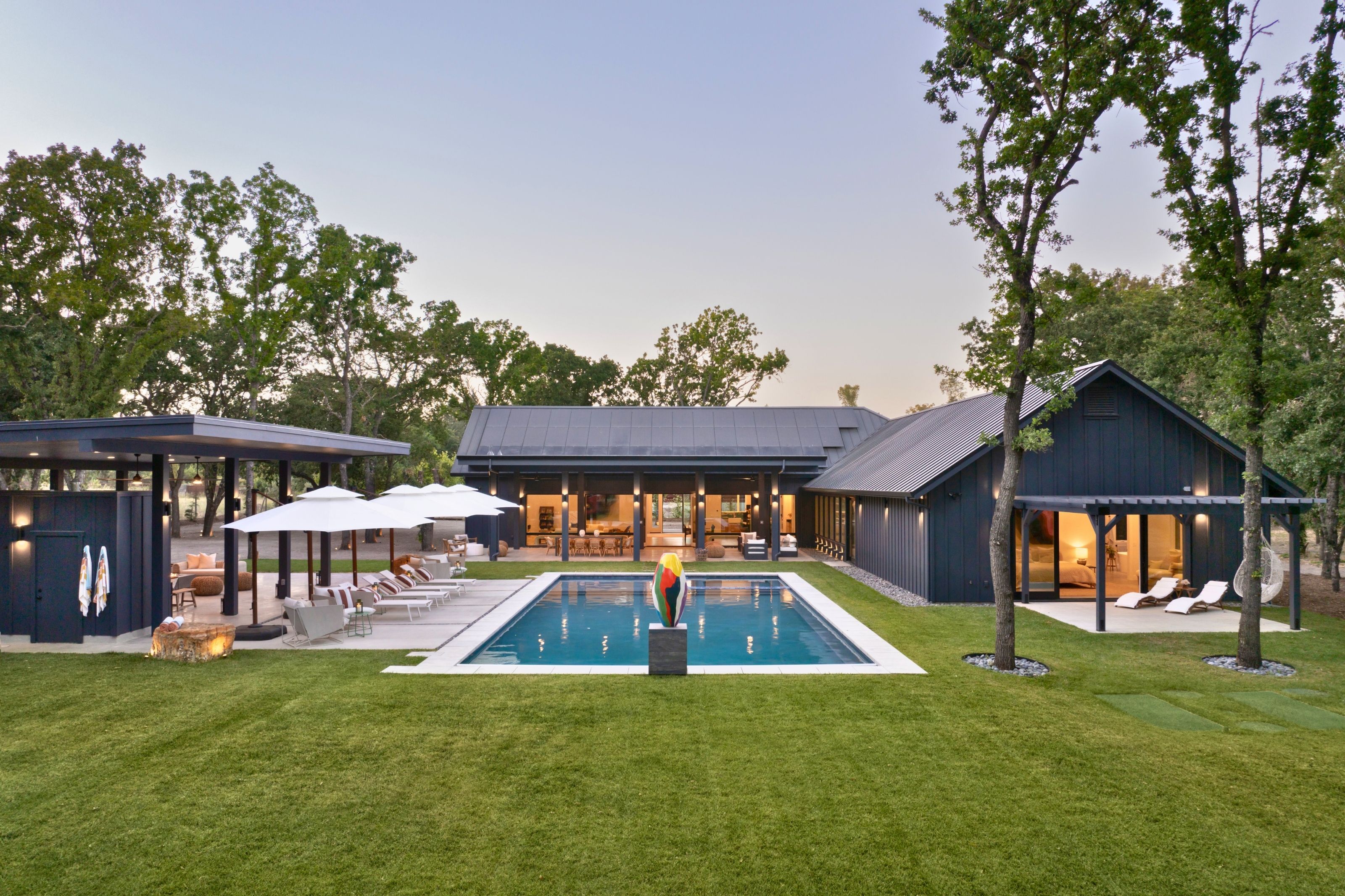 Villa Safran Glen Ellen Sonoma: Luxury 6-Bedroom Villa with Pool and Spa in Sonoma County