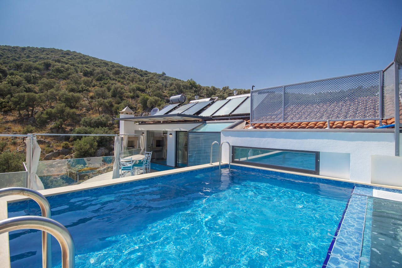 Villa Safran Karaali Antalya: Luxury 2-Bedroom Apartment with Private Pool and Sea Views, Antalya