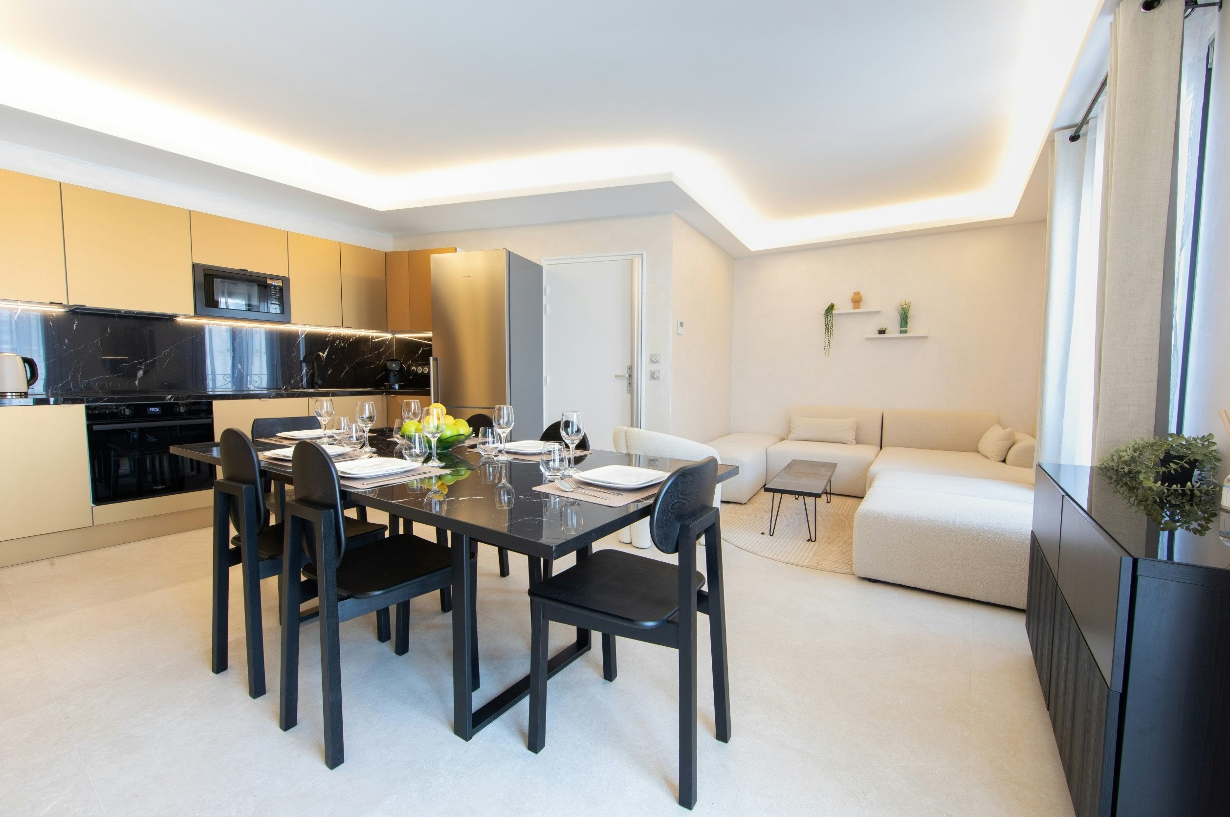 Villa Safran La Bocca Cannes 1457159: Luxury 4-Bedroom Apartment with Sea View and Spa, Cannes