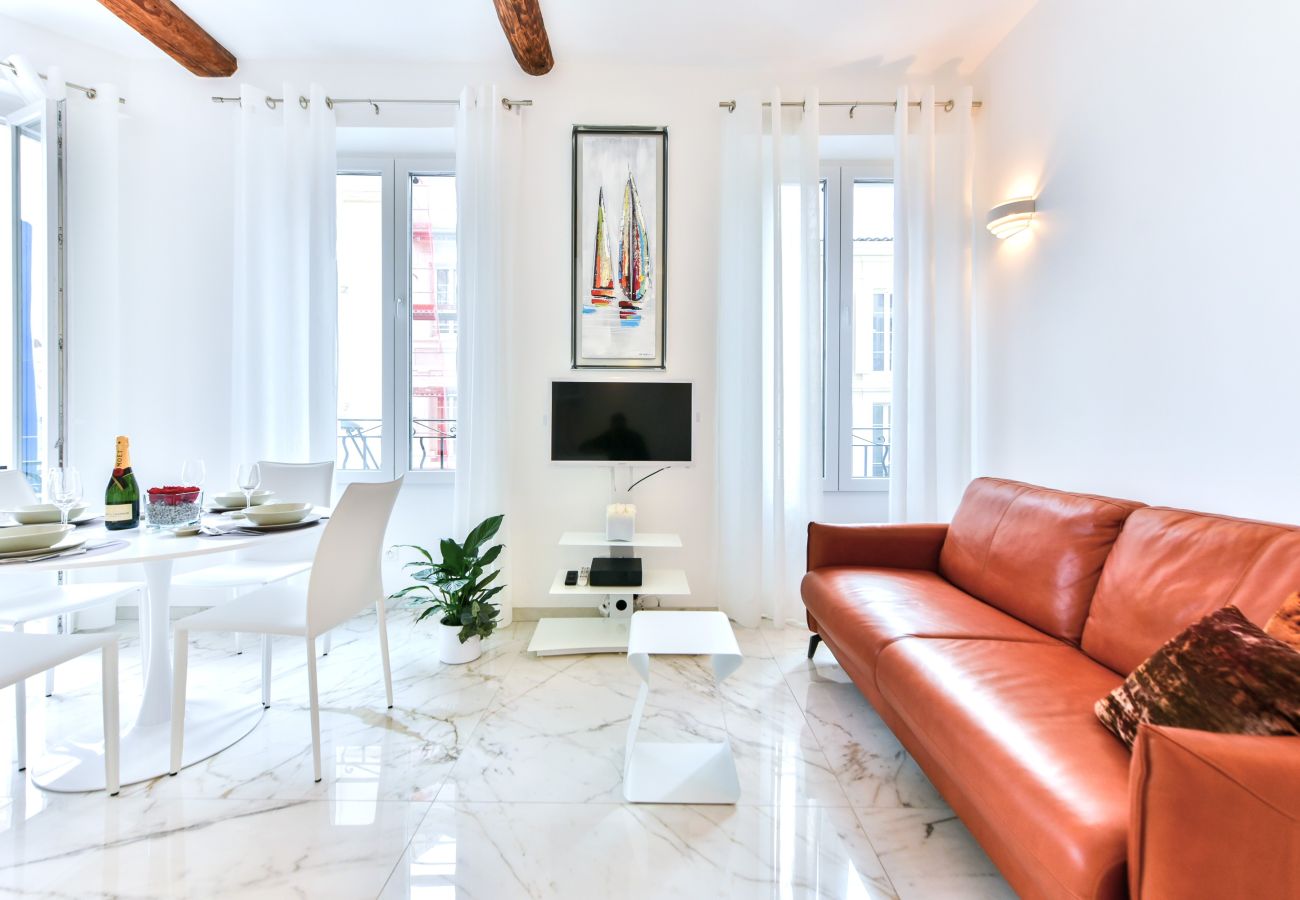 Villa Safran La Bocca Cannes 68308: Luxury 1-Bedroom Apartment with Sea Views and Spa, Cannes