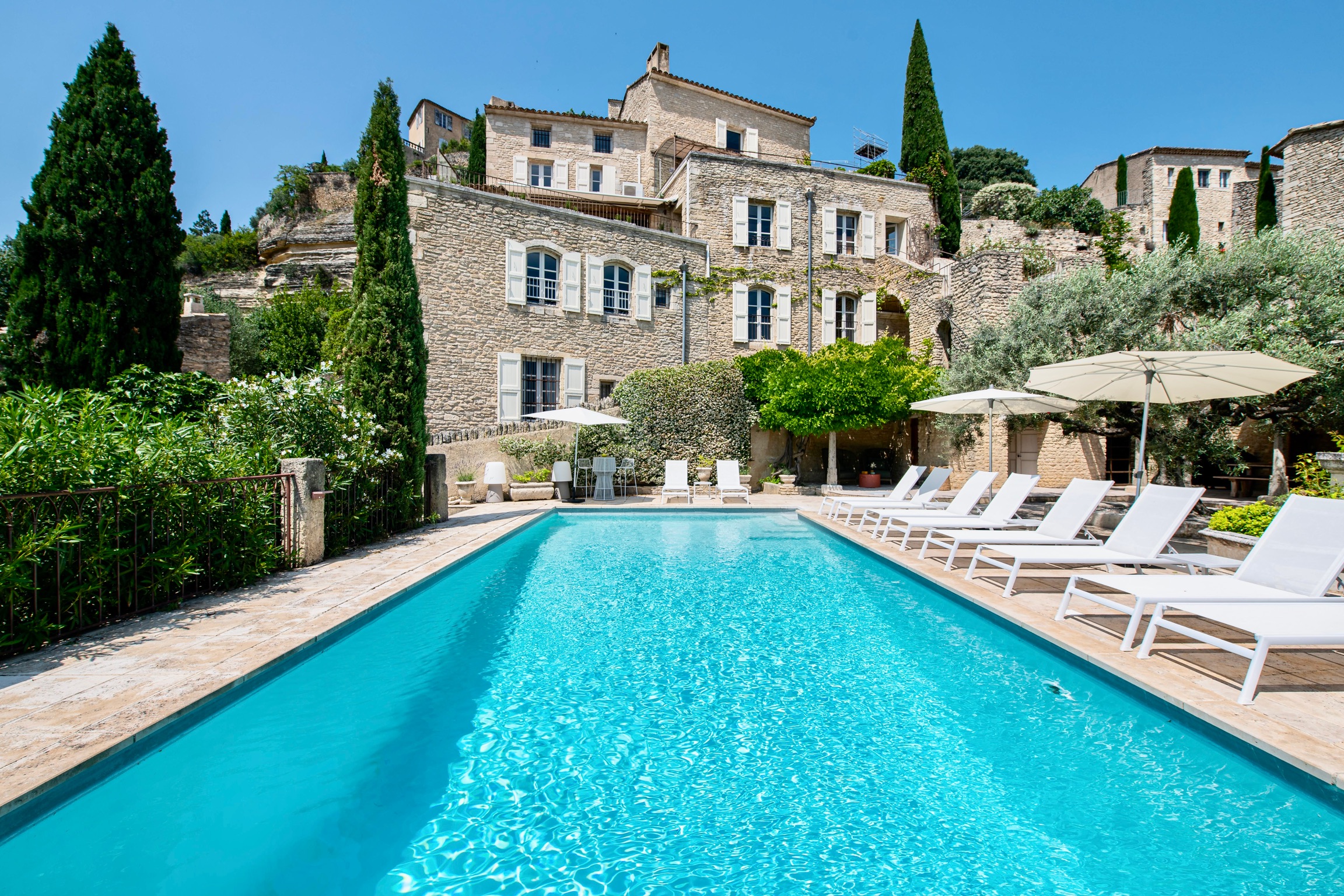 Villa Safran Les-Amandiers Saint-Rémy: Luxury 6-Bedroom Villa with Private Pool and Spa, Saint-Rémy-de-Provence