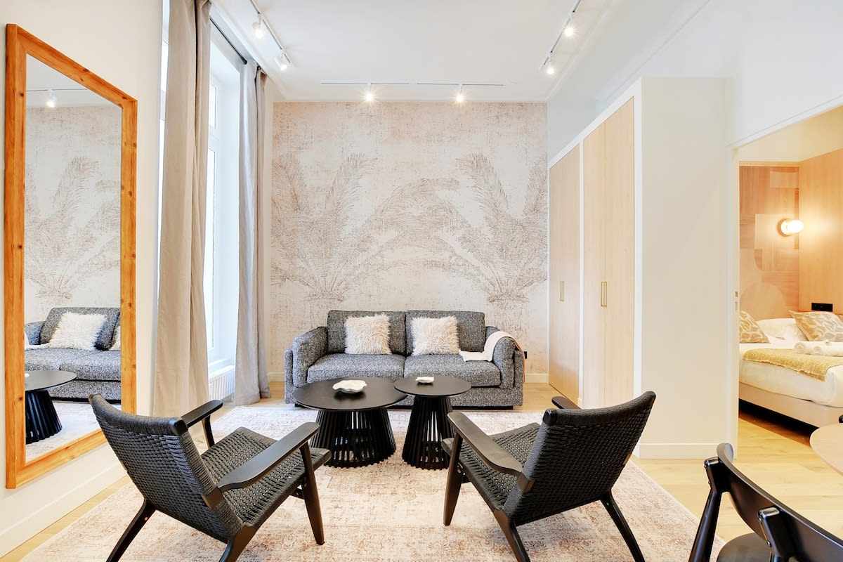 Villa Safran Les Halles Paris 1250664: Chic 1-Bedroom Apartment with Spa and Parking, Montorgueil – Les Halles, Paris