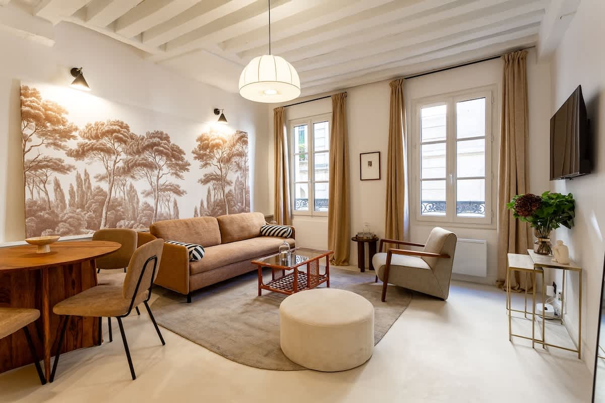 Villa Safran Lescot Montorgueil: Luxury 1-Bedroom Apartment with Spa and Air Conditioning, Montorgueil Paris