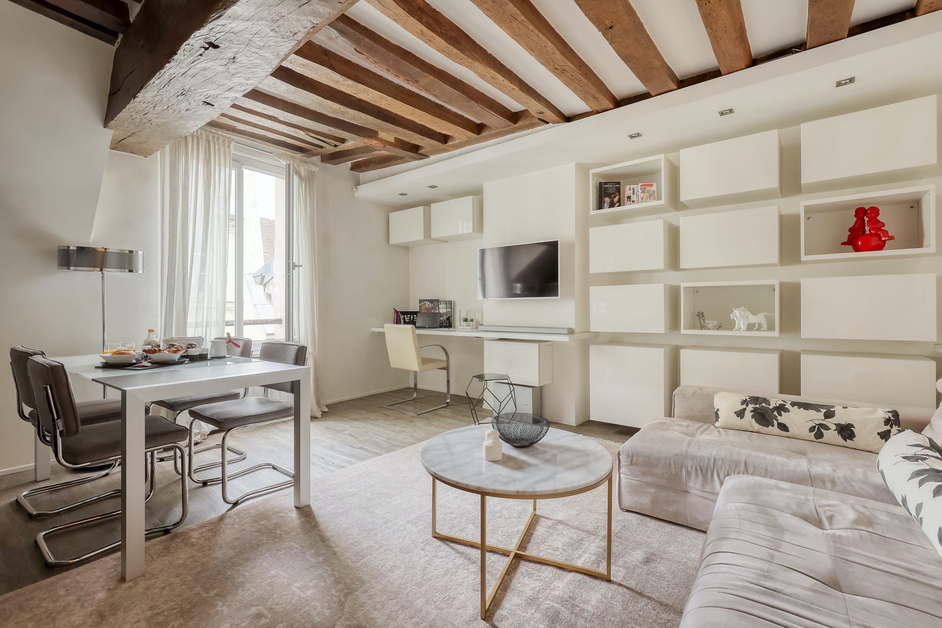 Villa Safran Mabillon Paris 1095445: Luxury 1-Bedroom Apartment with Spa and Workspace, Saint Germain des Prés