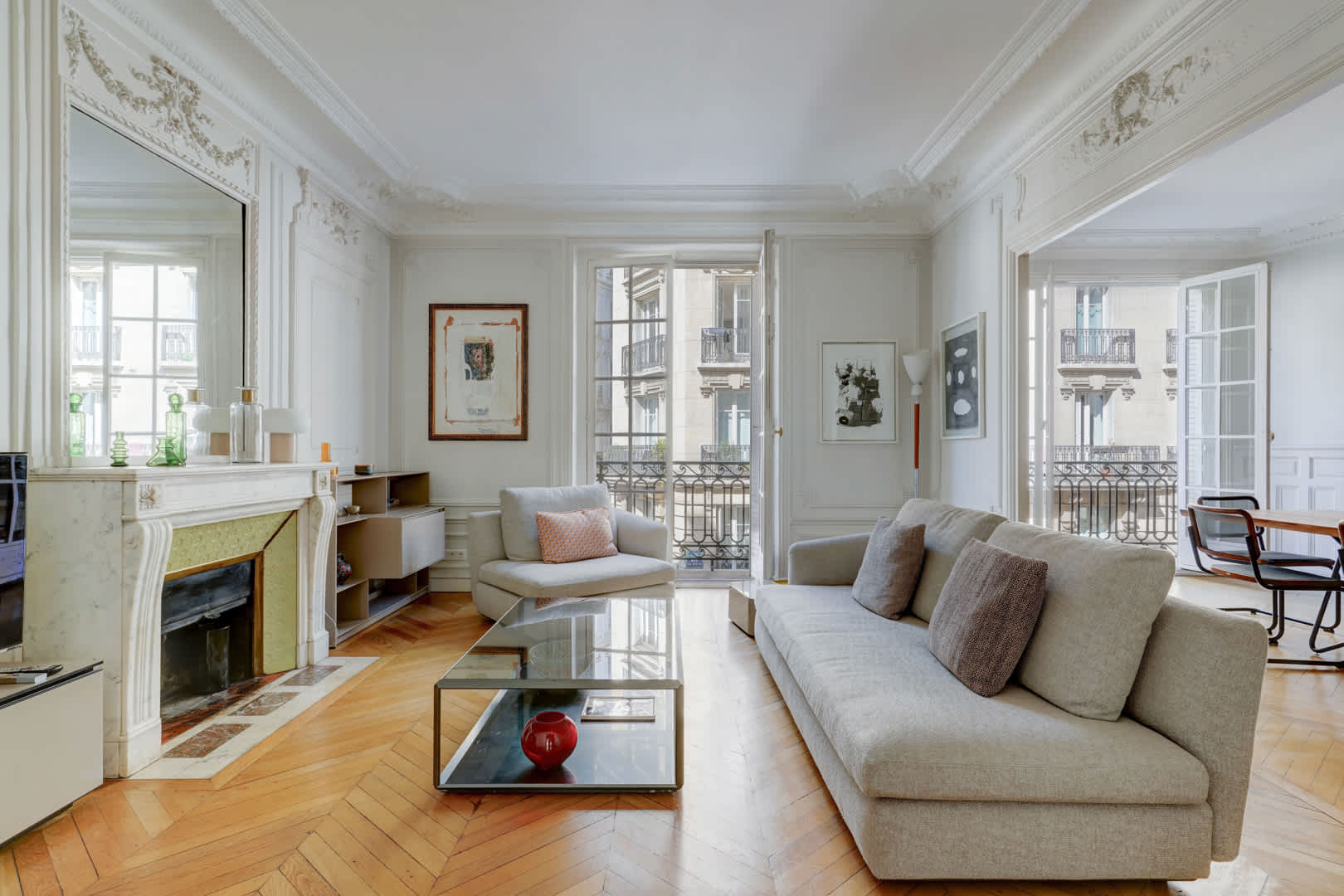 Villa Safran Mabillon Paris 1440050: Luxury 3-Bedroom Apartment with Spa and Private Parking, Saint Germain des Prés