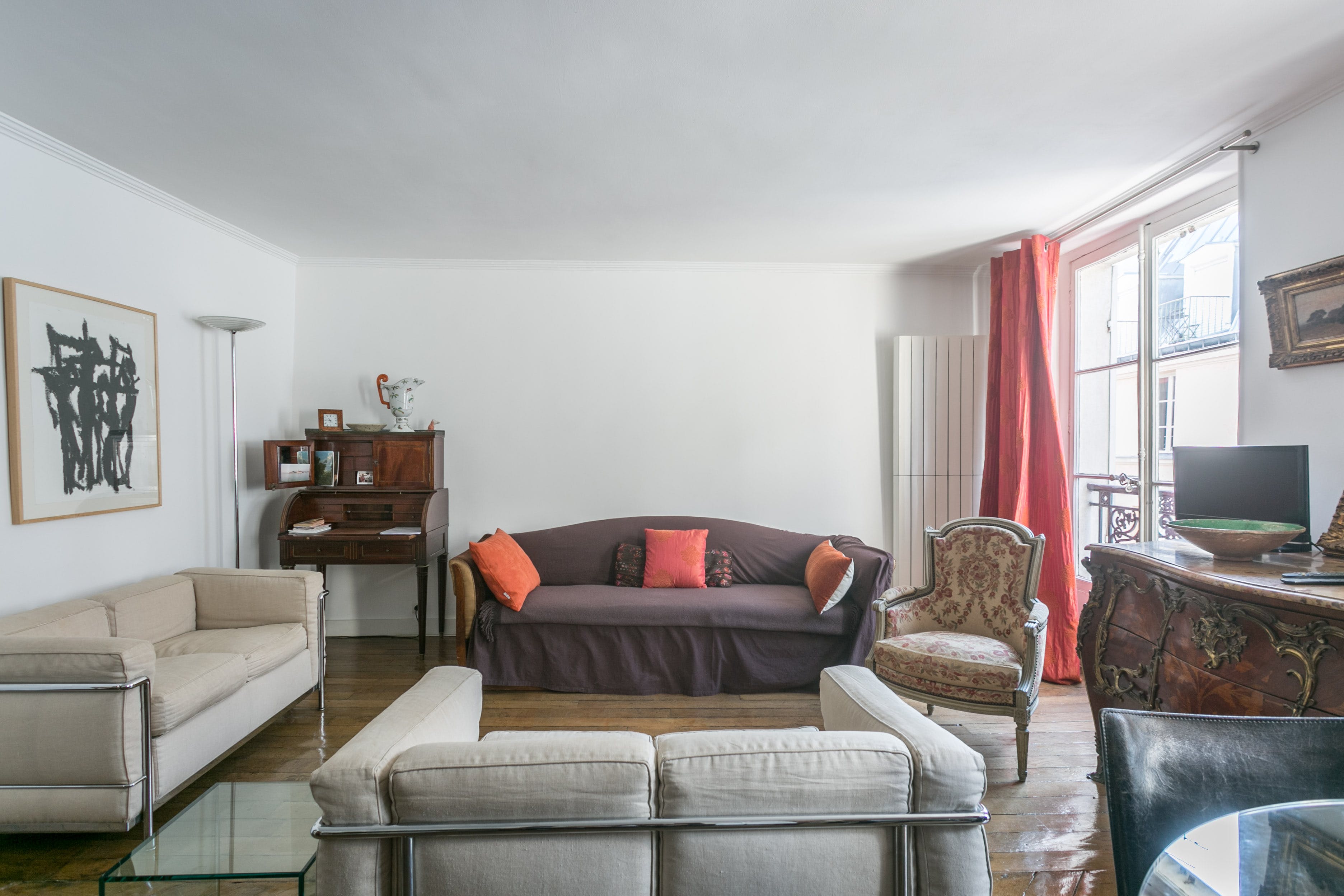 Villa Safran Mabillon Paris 7203: Luxury 1-Bedroom Apartment with Family-Friendly Features, Saint Germain des Prés
