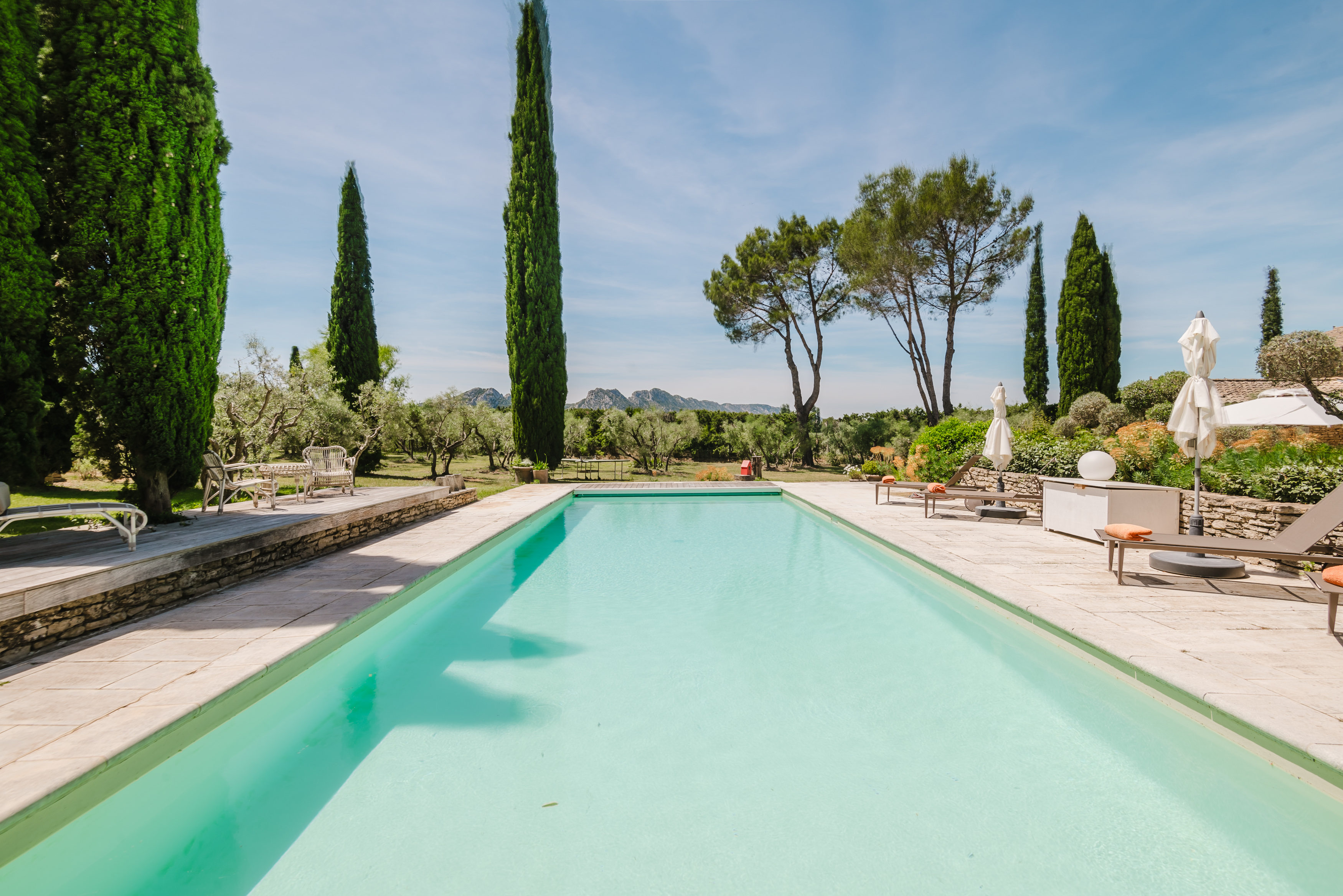 Villa Safran Mazet Eygalières: Luxury 7-Bedroom Villa with Pool, Tennis Court and Spa, Saint-Rémy-de-Provence