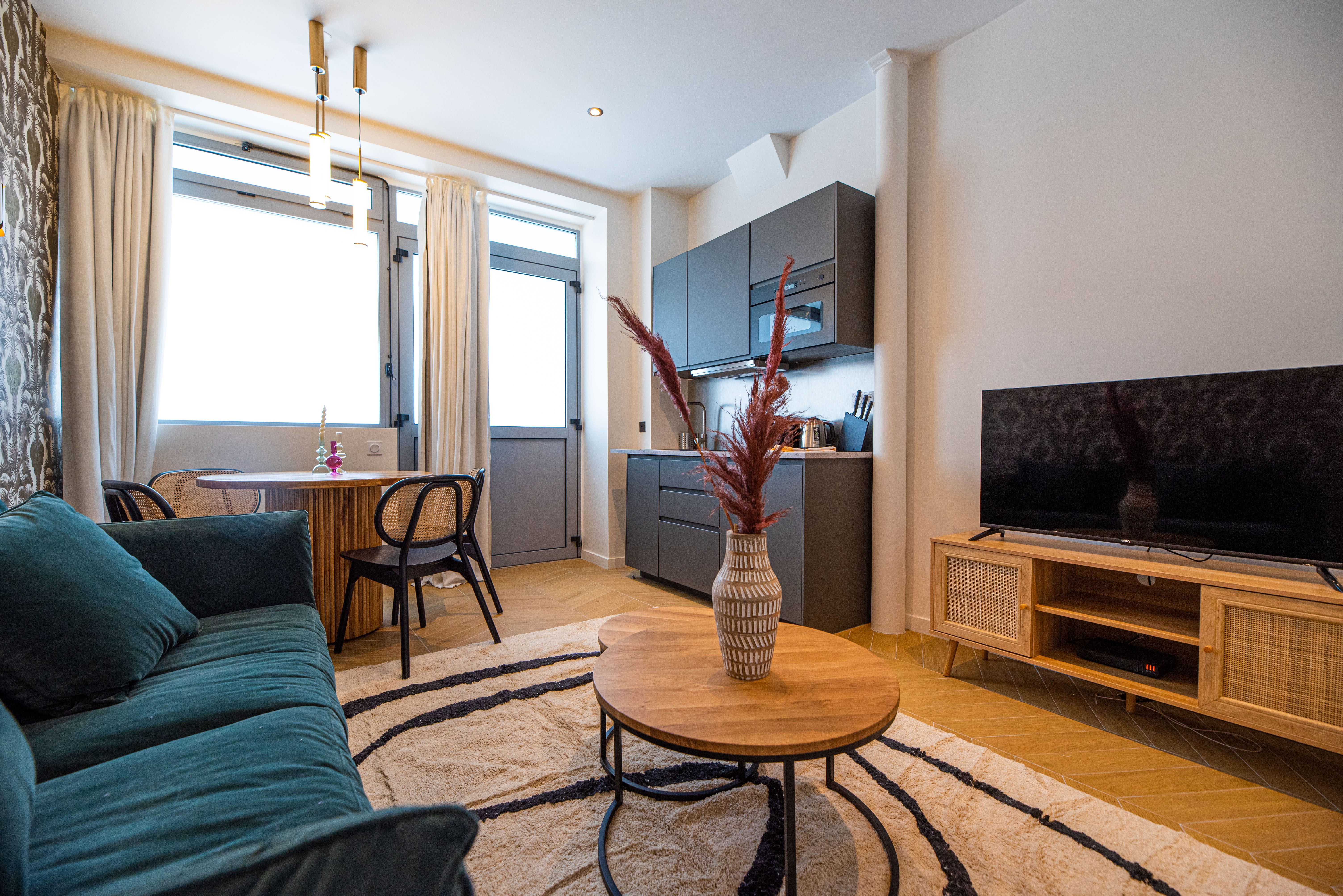 Villa Safran Meuniers Issy-Les-Moulineaux: Luxury 1-Bedroom Apartment with Spa and Air-Con, Issy-Les-Moulineaux South 15th