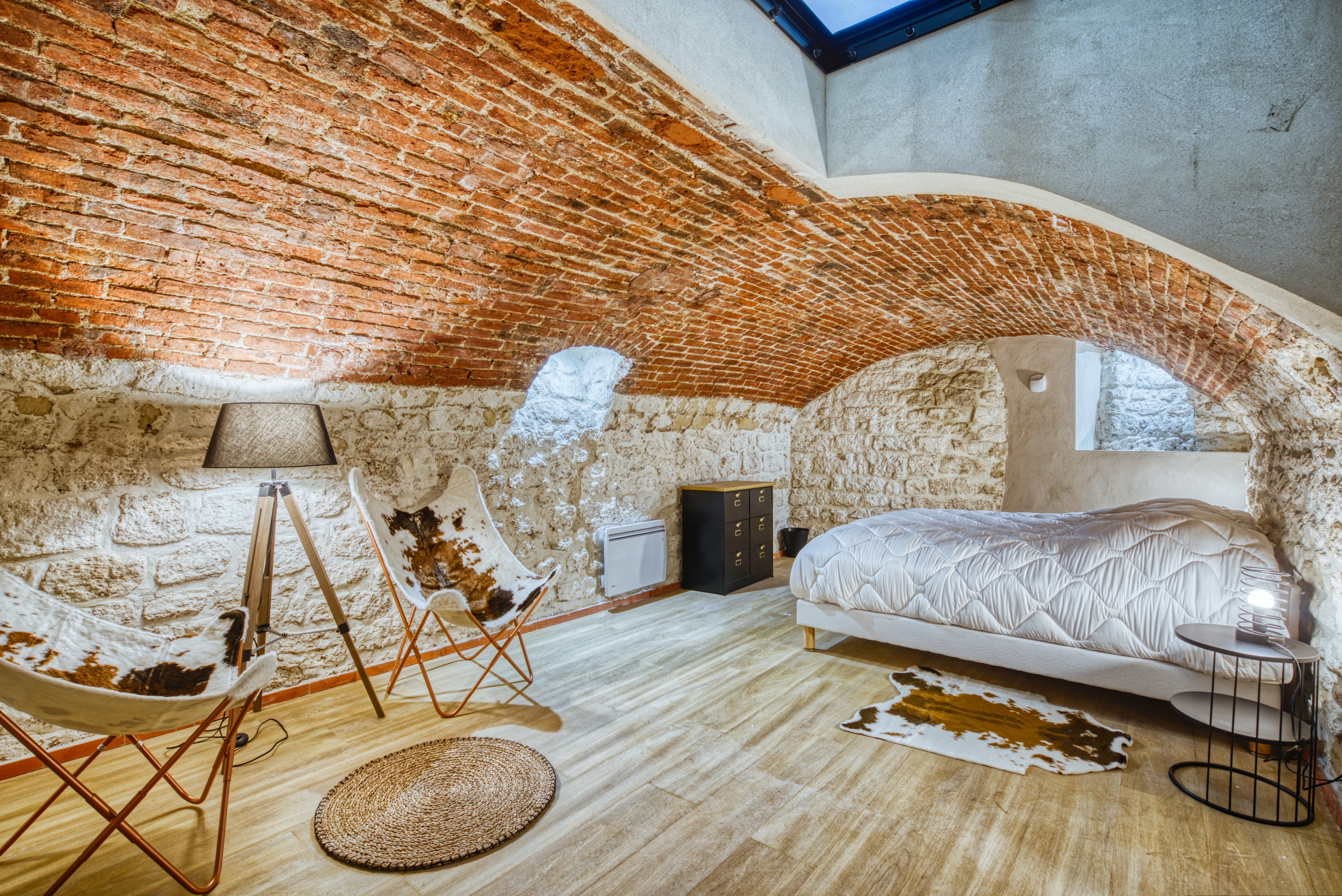 Villa Safran Montparnasse Paris: Luxury 2-Bedroom Apartment with Spa and Family-Friendly Features, Montparnasse Paris