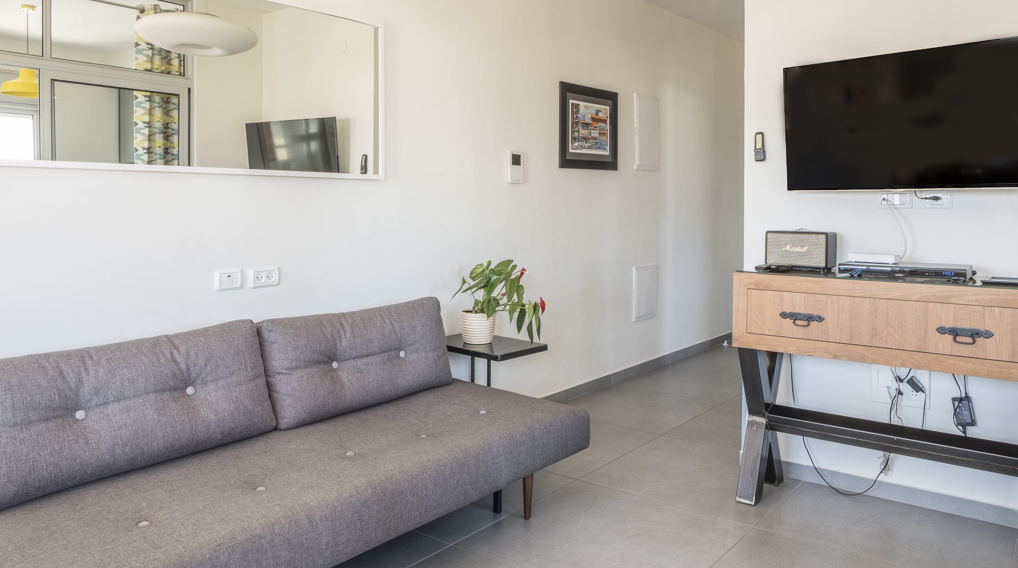 Villa Boreas Sarona Kerem Hateimanim: Luxury 2-Bedroom Apartment with Sea View and Spa, Kerem Hateimanim Tel Aviv