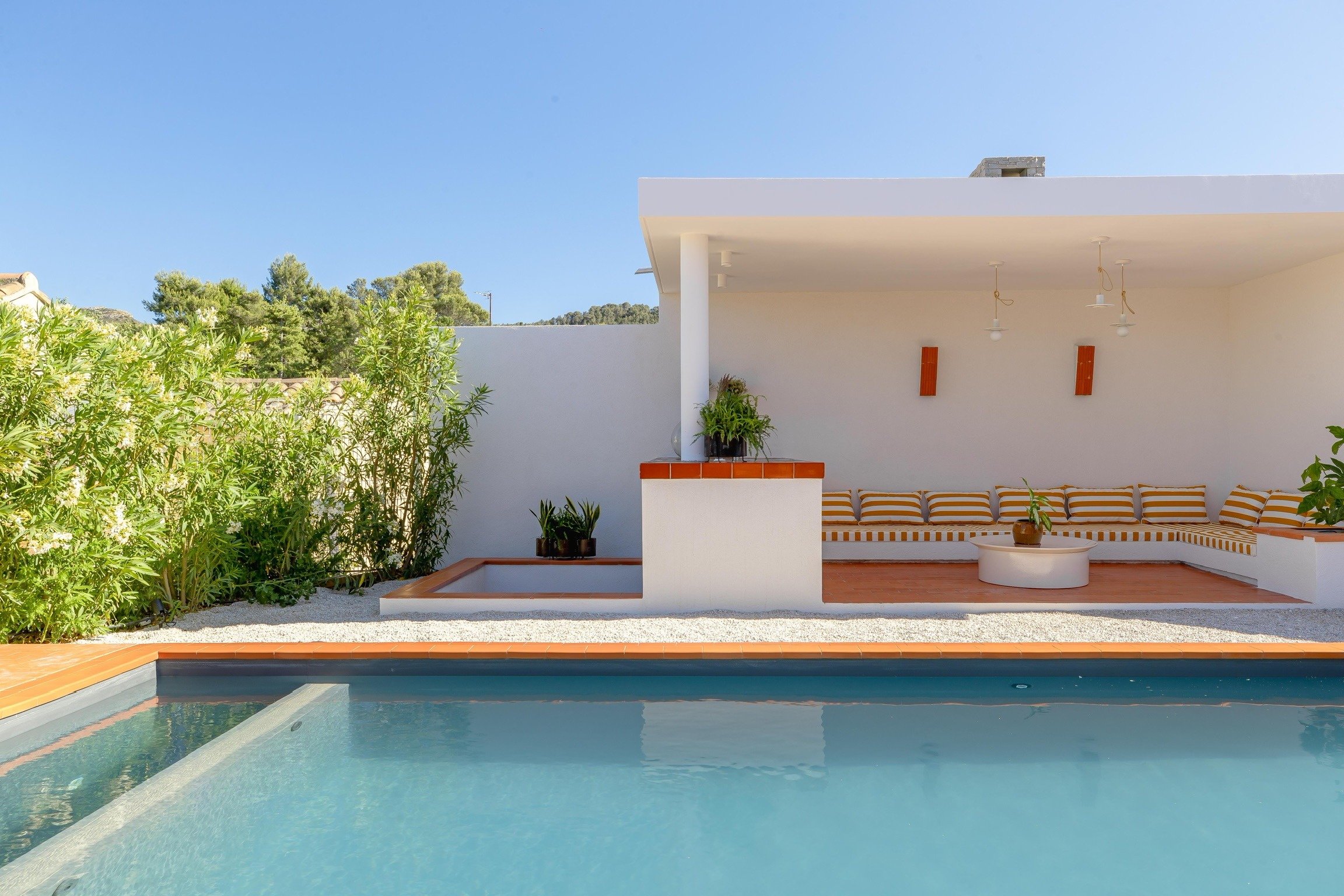 Villa Safran Nostradamus Arles: Luxury 4-Bedroom Apartment with Pool and Sauna, Saint-Rémy-de-Provence