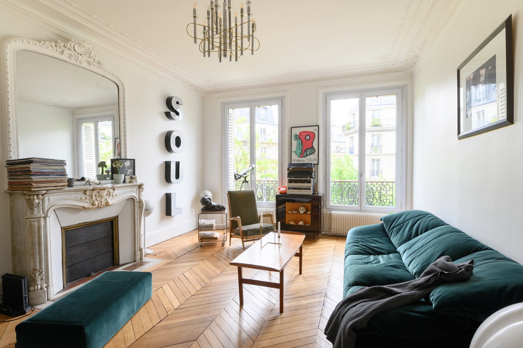 Villa Safran Récollets Paris: Luxury 3-Bedroom Apartment with Spa and Family Amenities, Canal Saint Martin Paris