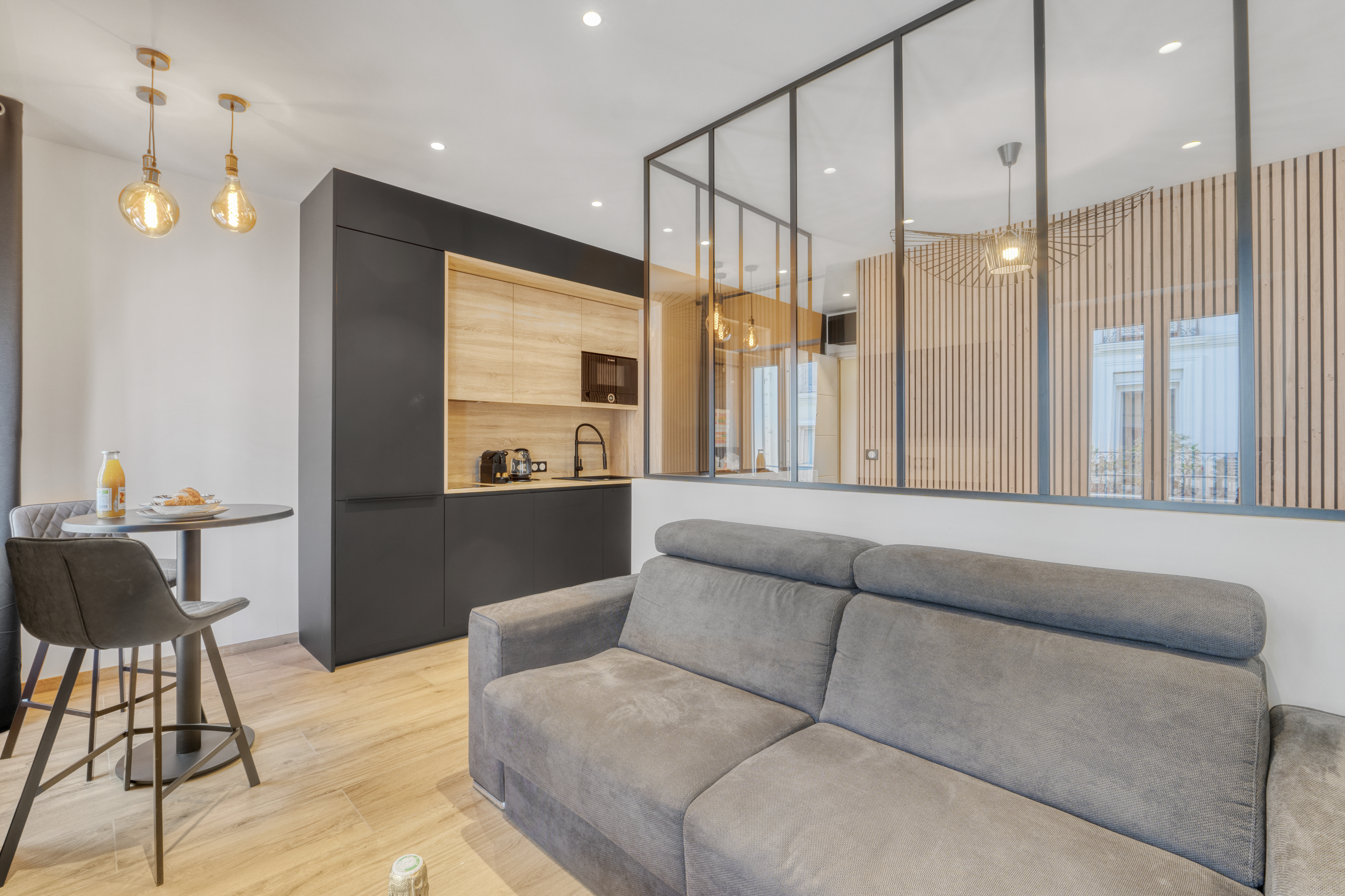Villa Ostro Boulevard de la République Cannes: Luxury 1-Bedroom Apartment with Sea View and Spa, Cannes