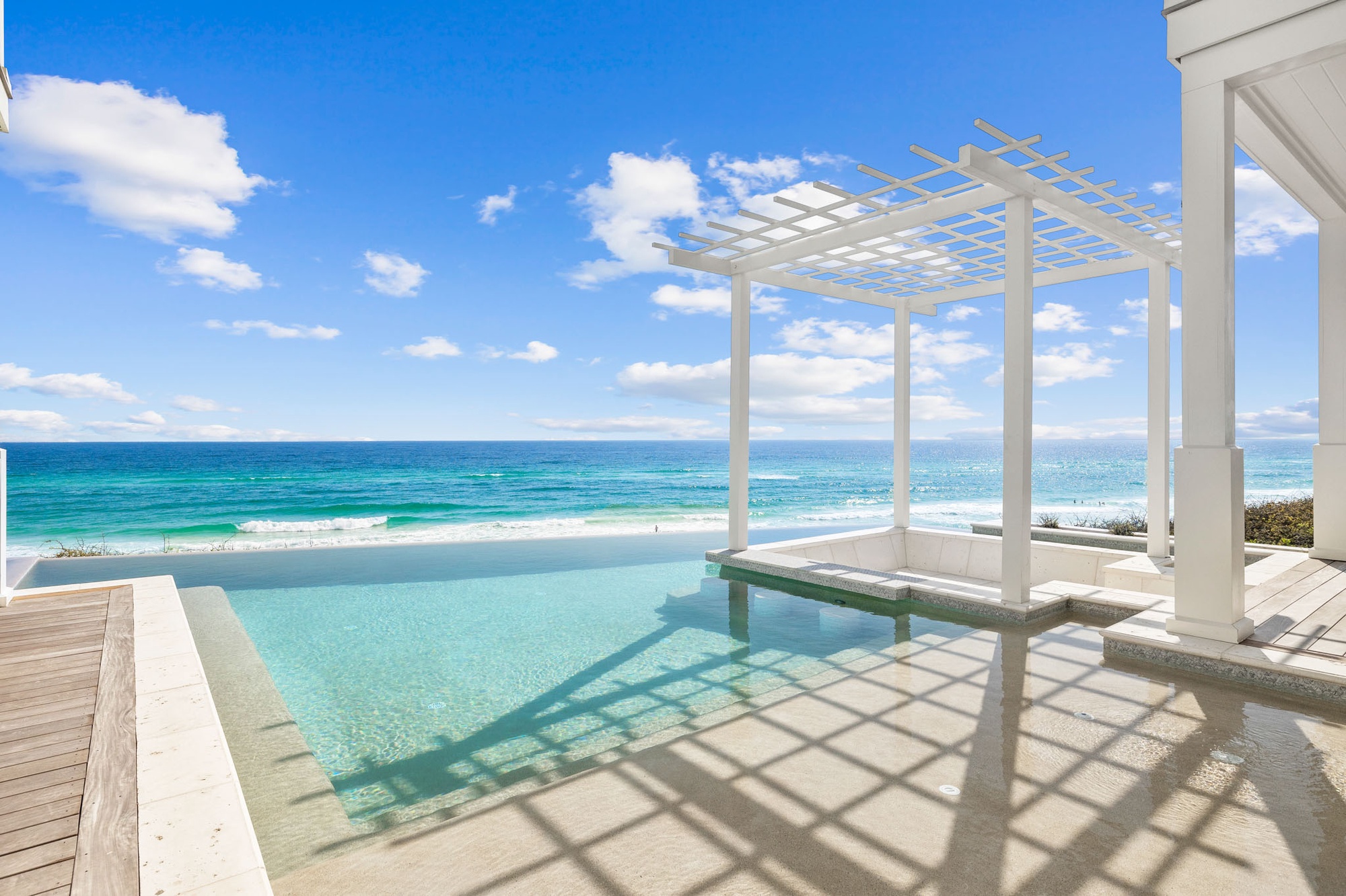 Villa Safran Rosemary Walton: Luxury 9-Bedroom Villa with Private Pool and Seaview, Walton County