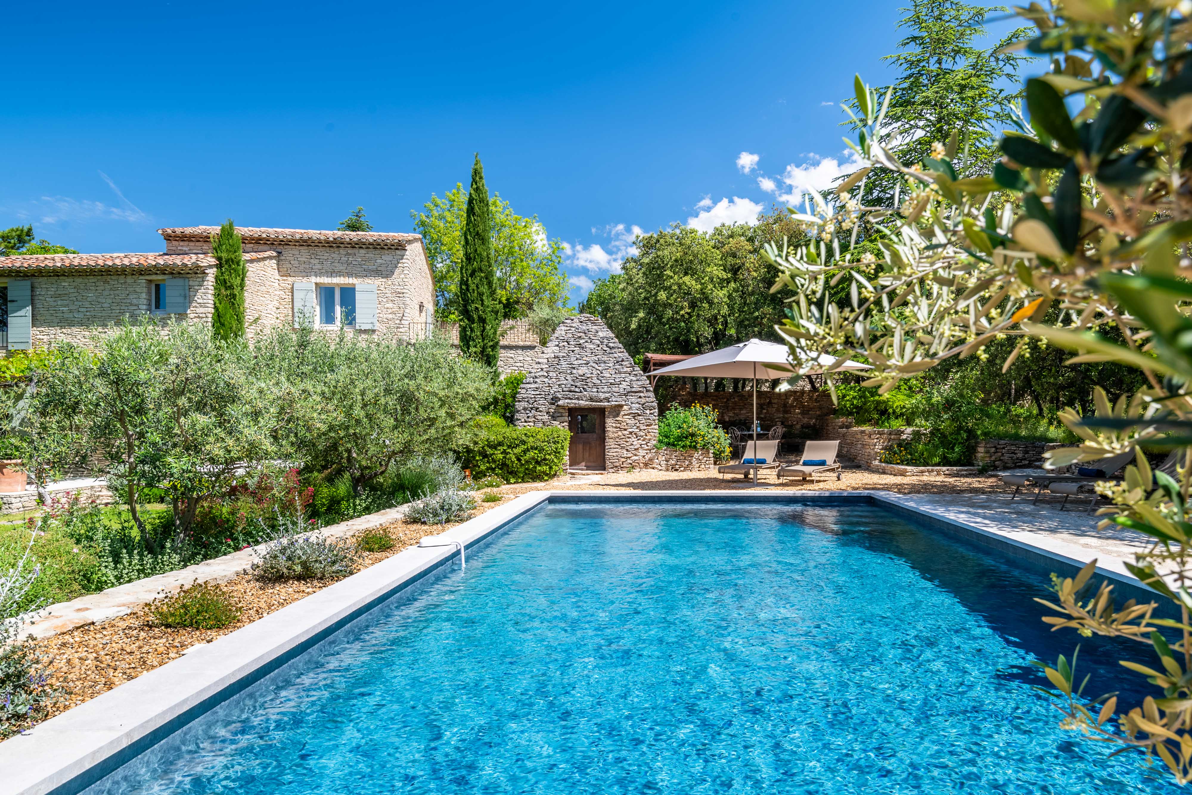 Villa Safran Saint-Andiol Saint-Rémy: Luxury 3-Bedroom Villa with Private Pool and Air Conditioning, Saint-Rémy-de-Provence