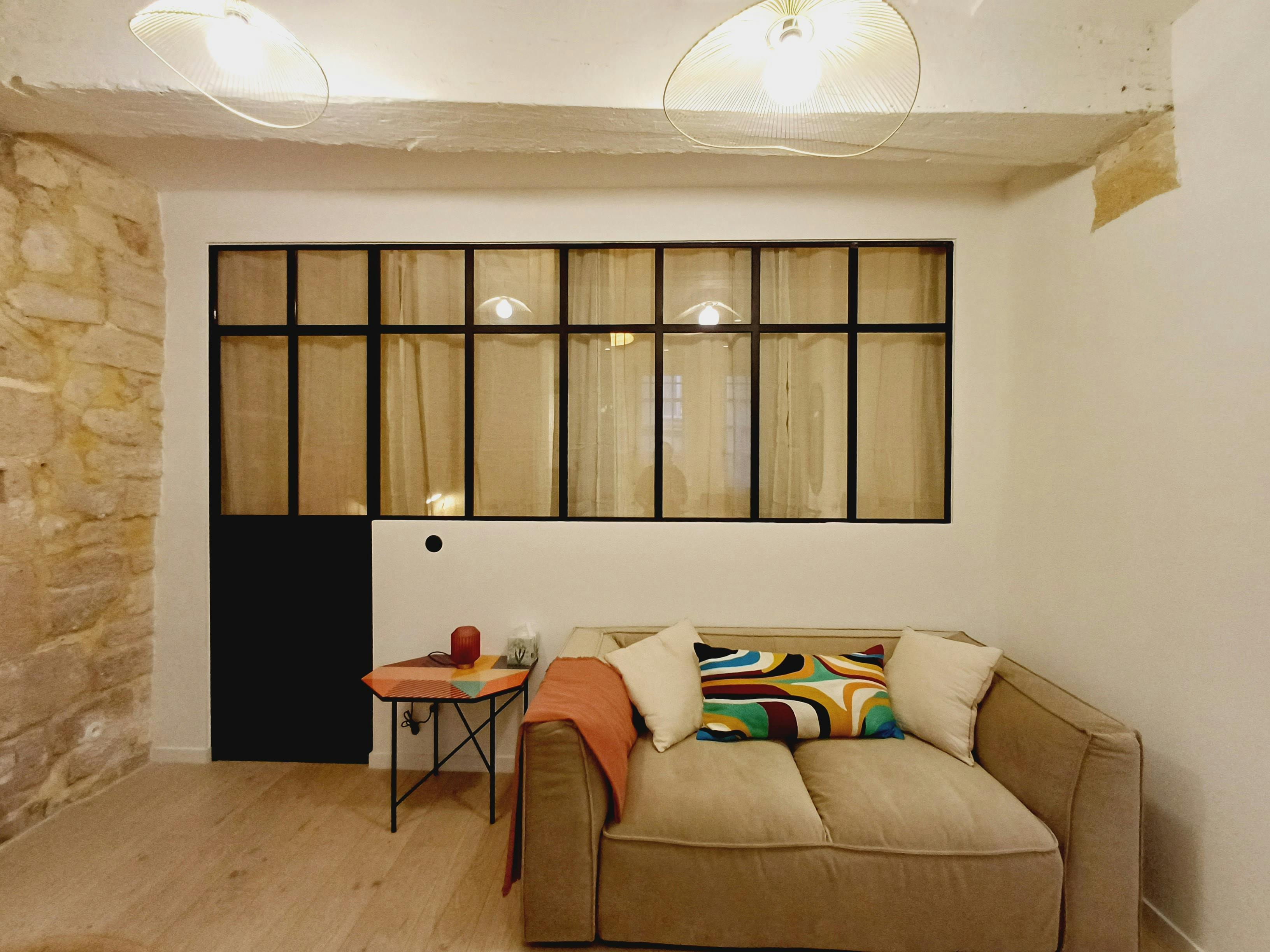Villa Safran Saint-Paul Le Marais 1207920: Luxury 1-Bedroom Apartment with Private Parking and Air-Con, Le Marais Paris
