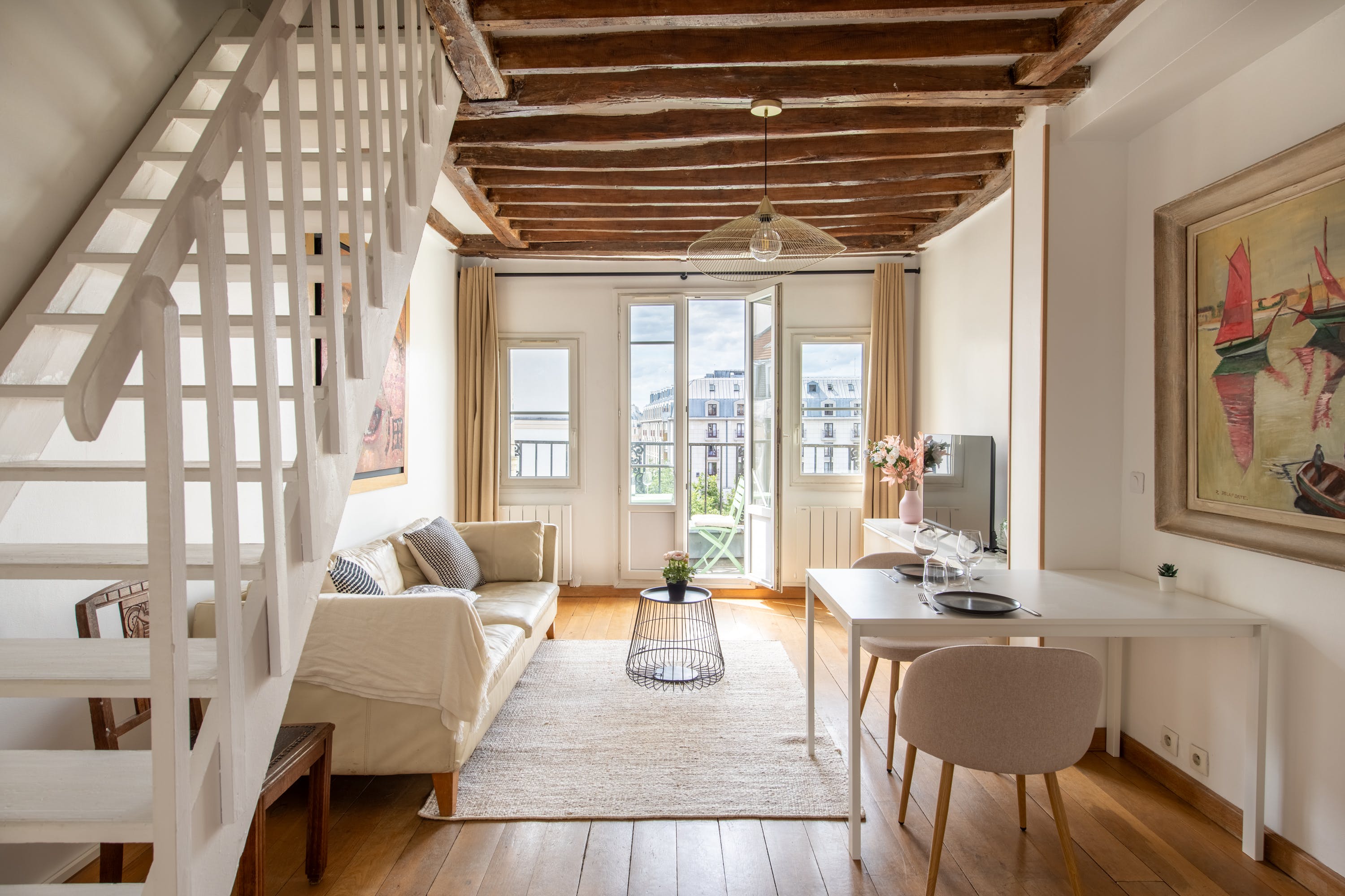 Villa Suroît Quai des Orfèvres Île de la Cité: Luxury 1-Bedroom Apartment with Private Parking in Île de la Cité, Paris