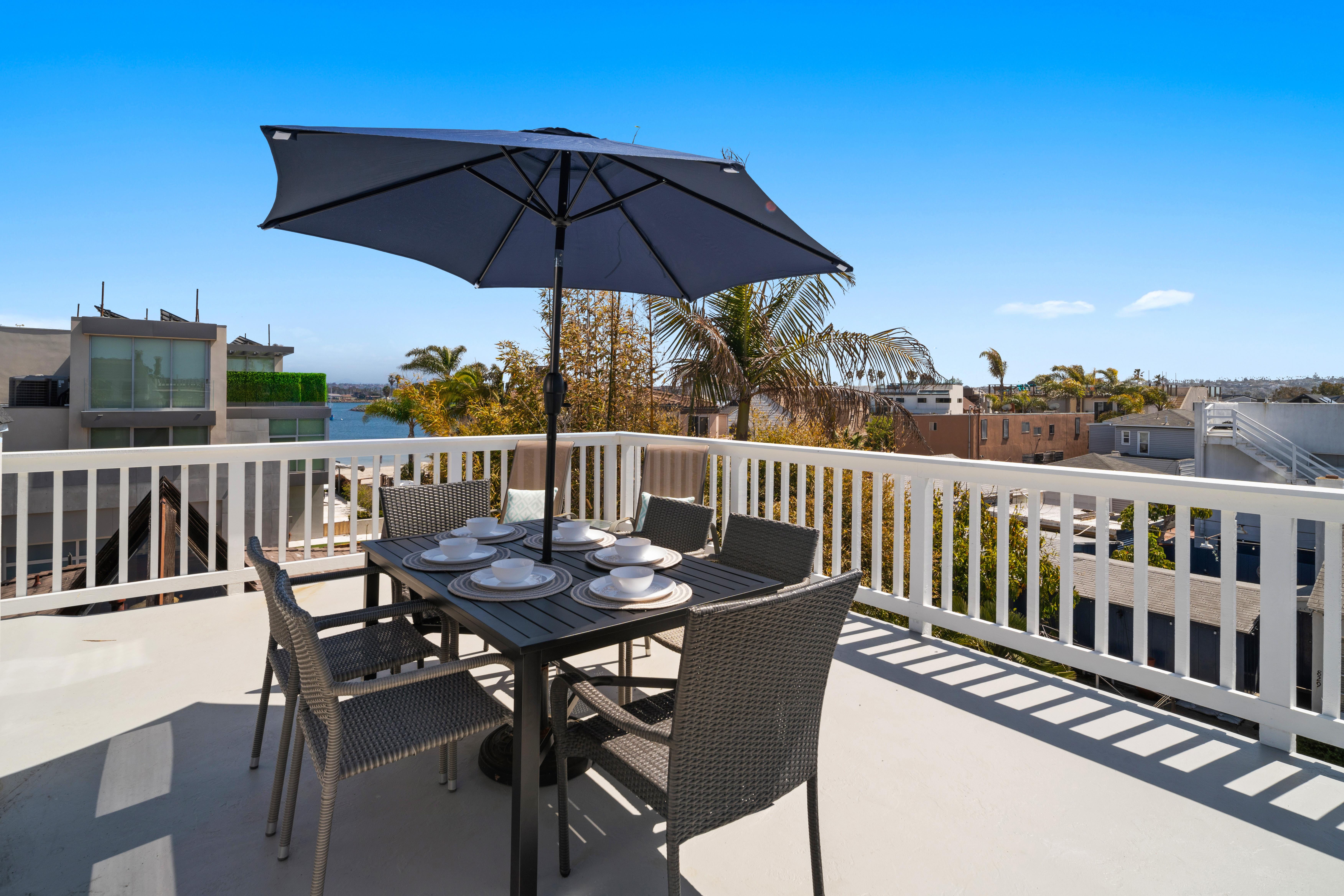 Villa Safran Sunset Point: Luxury 3-Bedroom Apartment with Spa and Private Parking, Ocean Beach